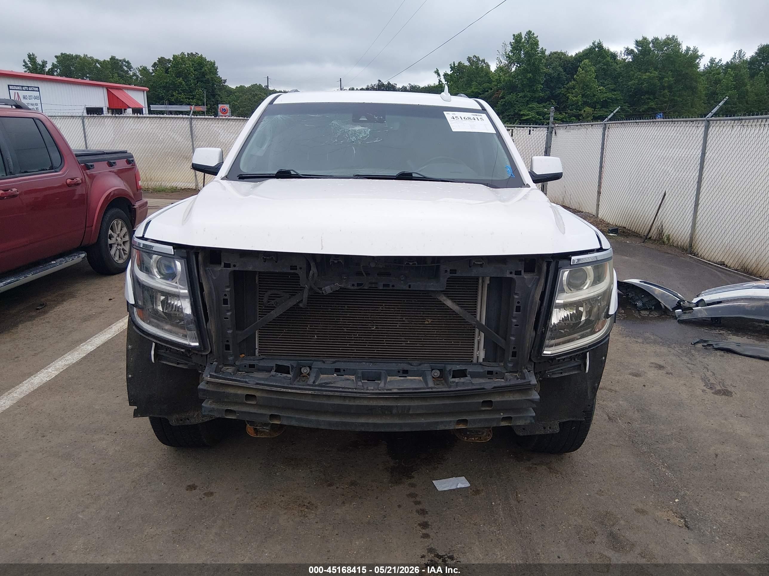 2015 Chevrolet Tahoe Lt White vin: 1GNSCBKC3FR553479