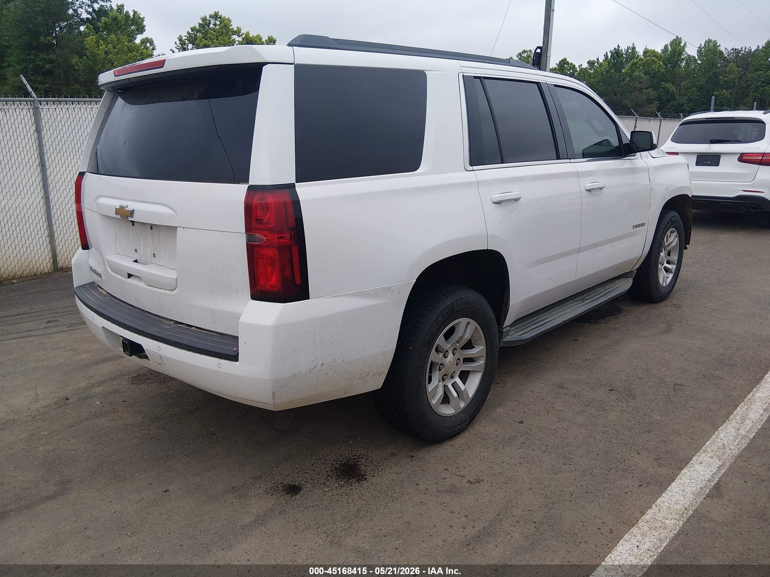 2015 Chevrolet Tahoe Lt White vin: 1GNSCBKC3FR553479