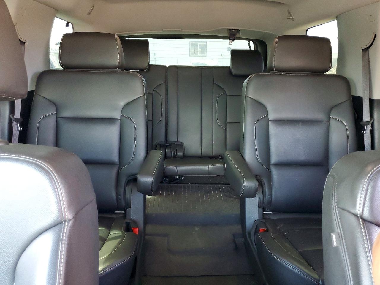 2016 Chevrolet Tahoe C1500 Lt Угольный vin: 1GNSCBKC3GR223794