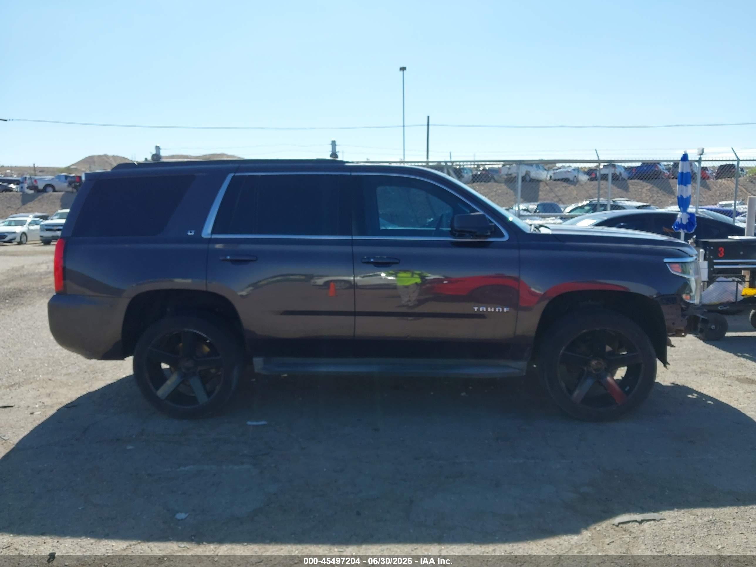 2015 Chevrolet Tahoe Lt Черный vin: 1GNSCBKC4FR137666