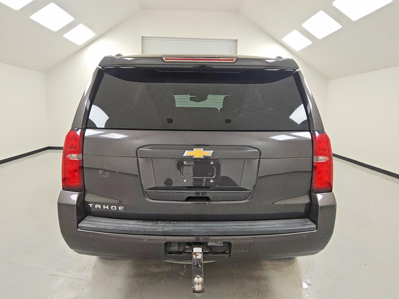 2015 Chevrolet Tahoe C1500 Lt Gray vin: 1GNSCBKC4FR170442