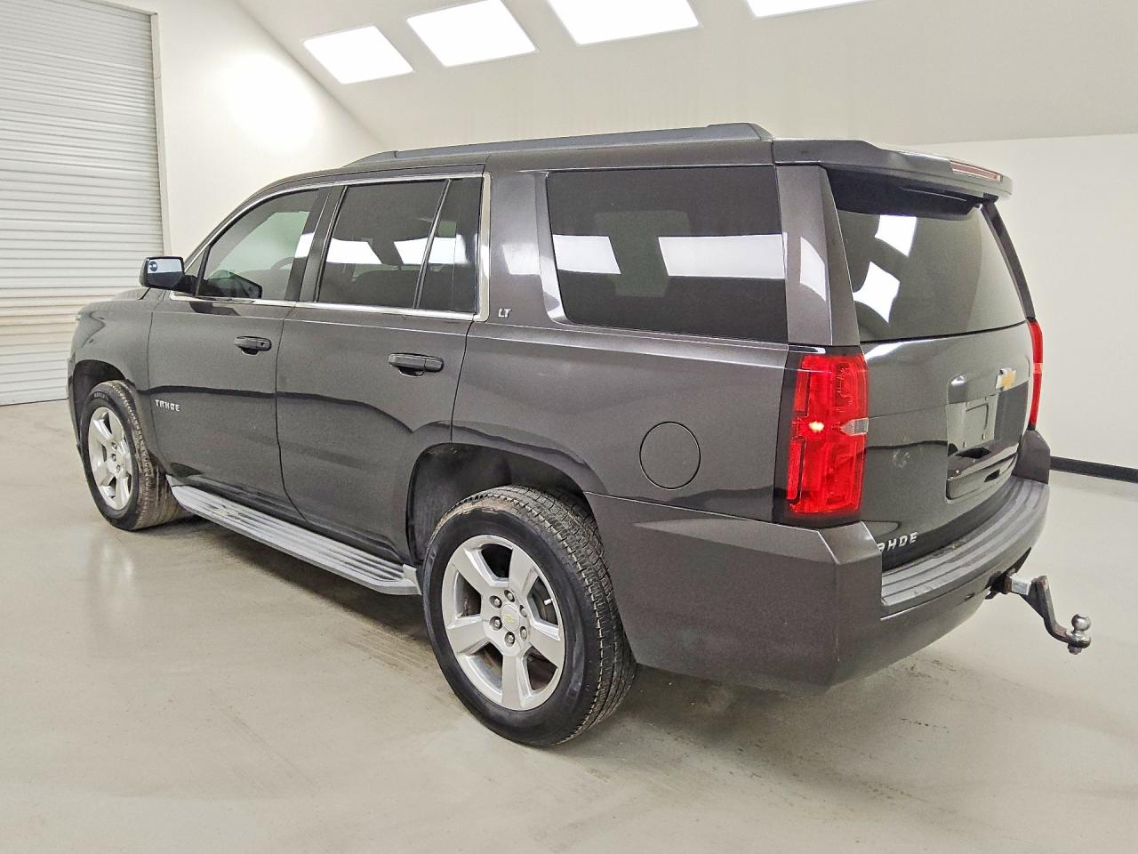2015 Chevrolet Tahoe C1500 Lt Gray vin: 1GNSCBKC4FR170442