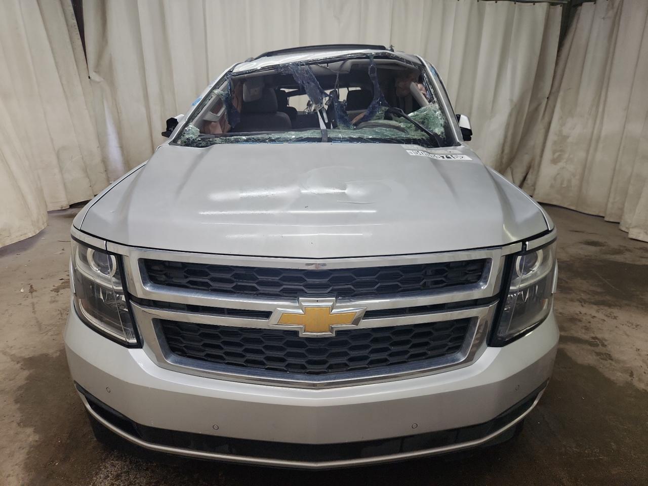 2015 Chevrolet Tahoe C1500 Lt Silver vin: 1GNSCBKC4FR173759 Damage: Windshield, Broken, Replacement Required