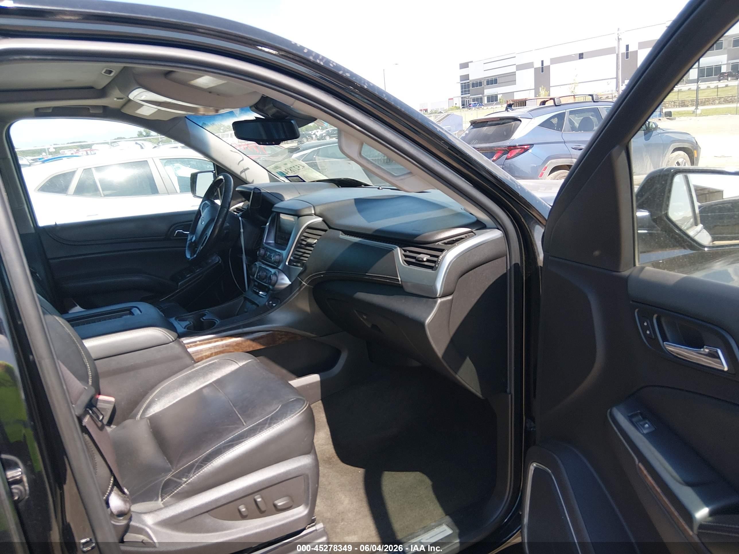 2015 Chevrolet Tahoe Lt Black vin: 1GNSCBKC4FR698899