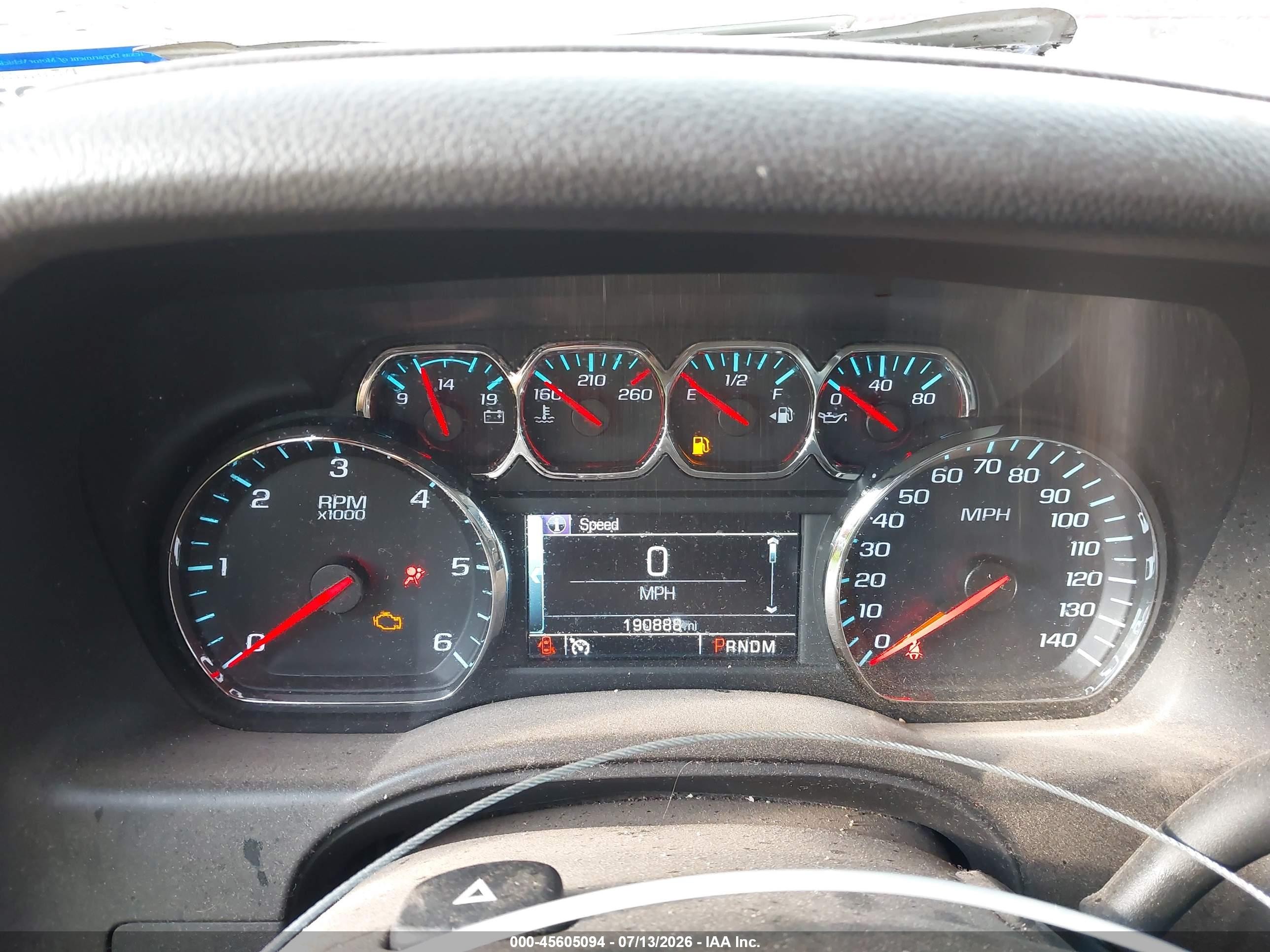 2015 Chevrolet Tahoe Lt Красный vin: 1GNSCBKC5FR123923