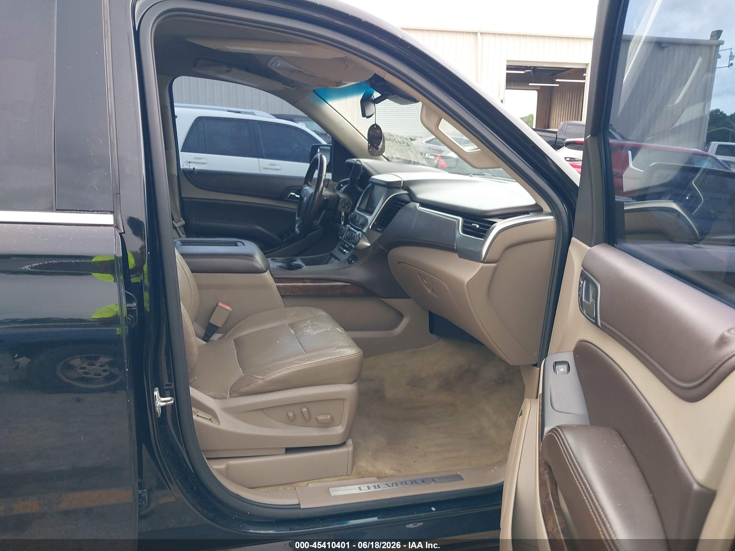 2015 Chevrolet Tahoe Lt Black vin: 1GNSCBKC5FR531077