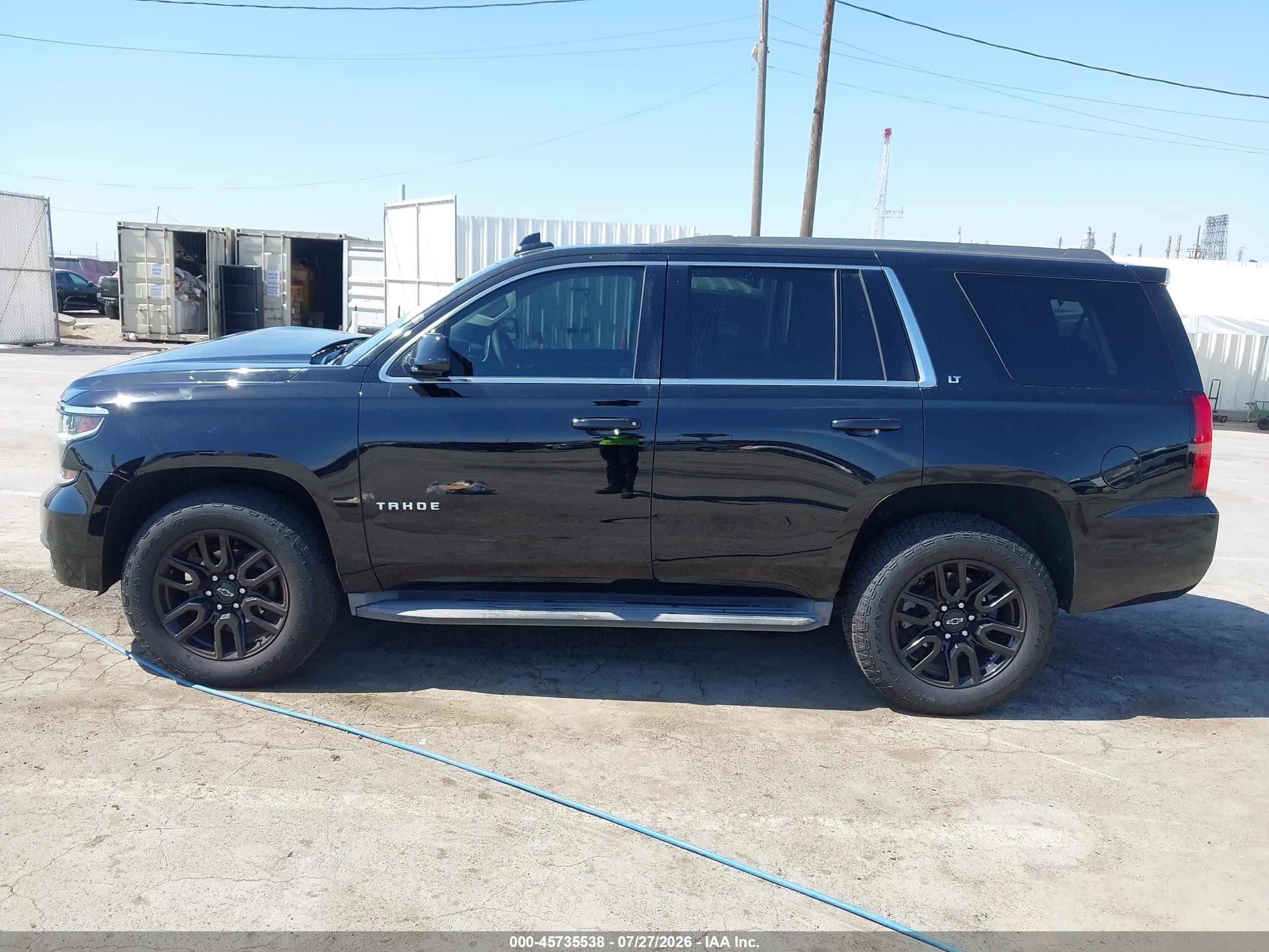 2016 Chevrolet Tahoe Lt Черный vin: 1GNSCBKC5GR338476