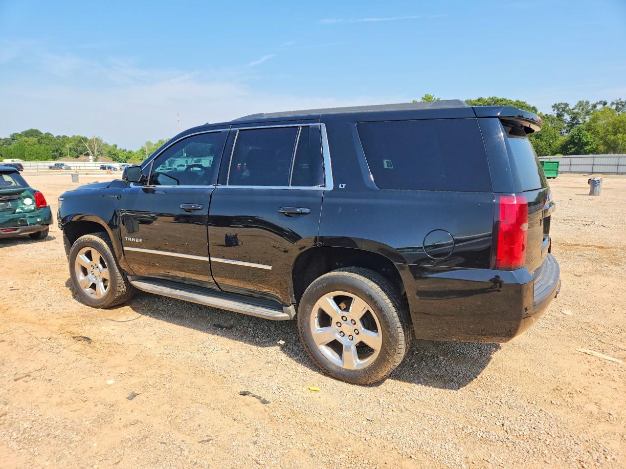 2015 Chevrolet Tahoe C1500 Lt Black vin: 1GNSCBKC6FR113756