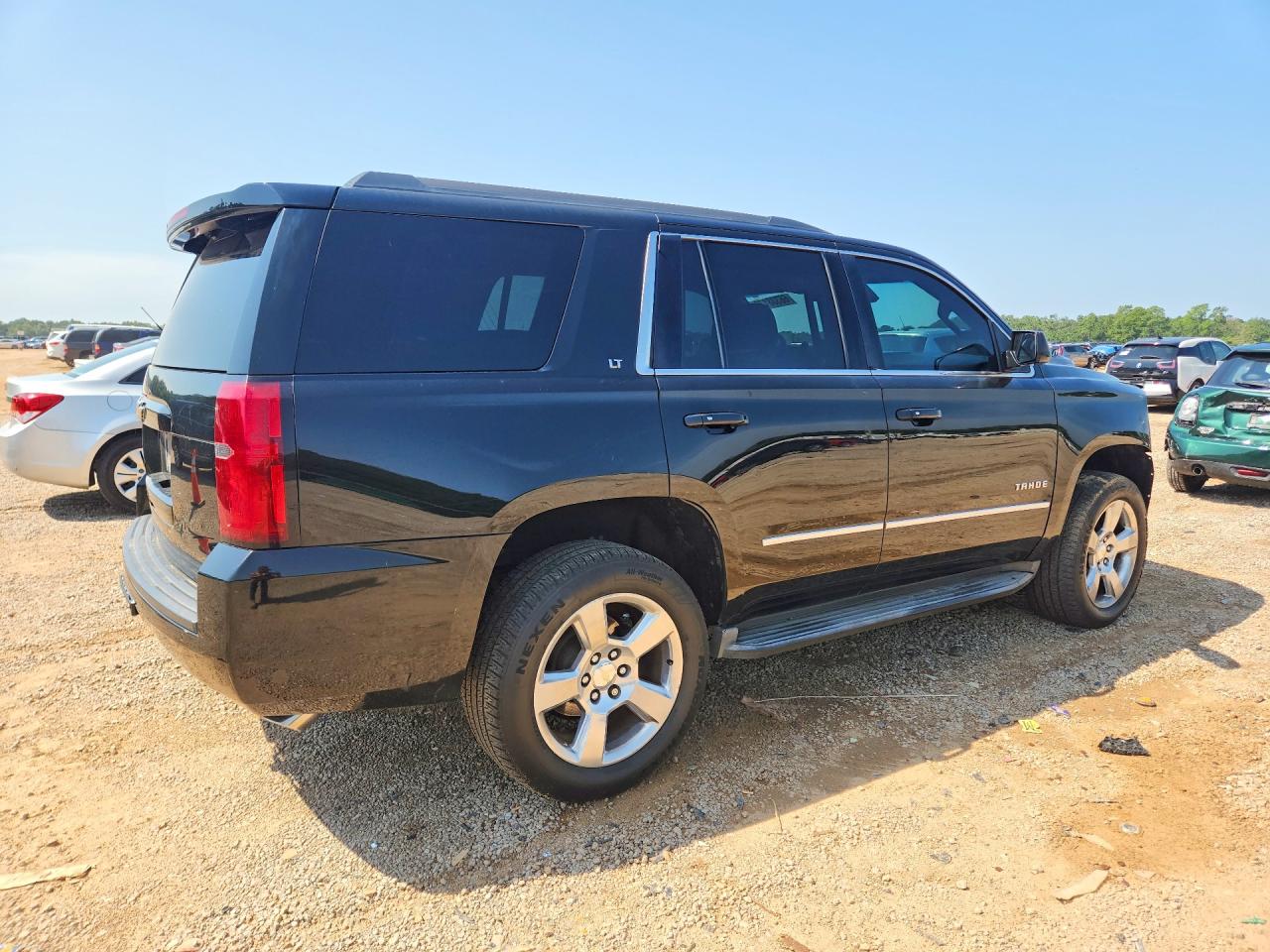 2015 Chevrolet Tahoe C1500 Lt Black vin: 1GNSCBKC6FR113756
