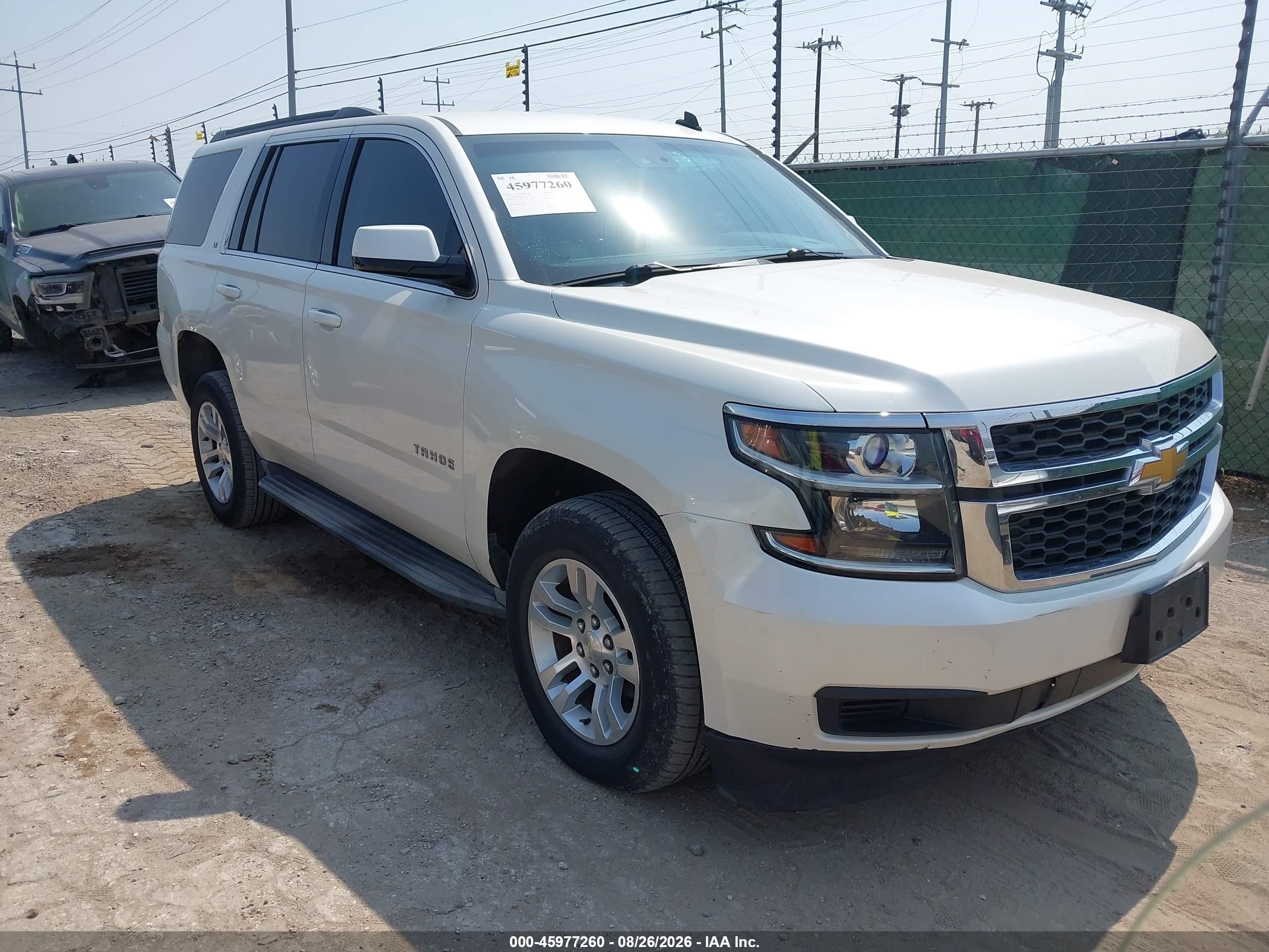 2015 Chevrolet Tahoe Lt Кремовый vin: 1GNSCBKC6FR127978