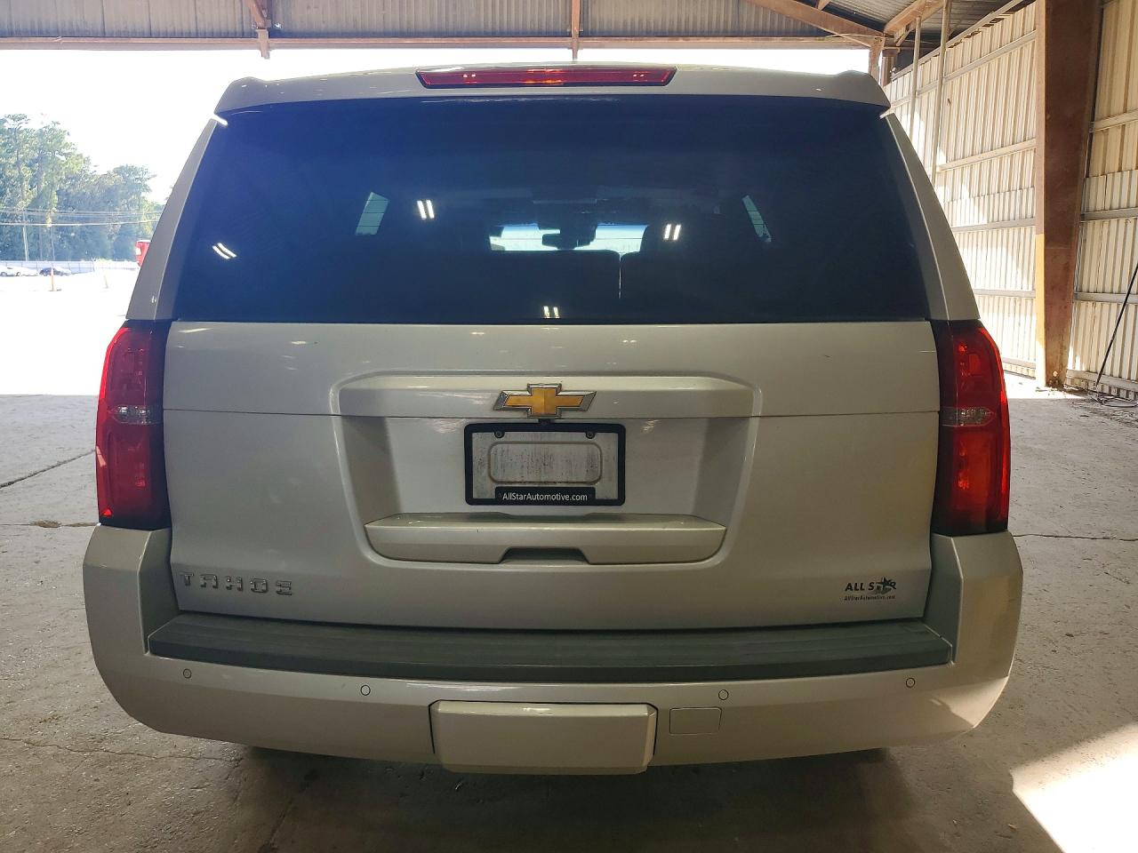 2015 Chevrolet Tahoe C1500 Lt Silver vin: 1GNSCBKC6FR146613