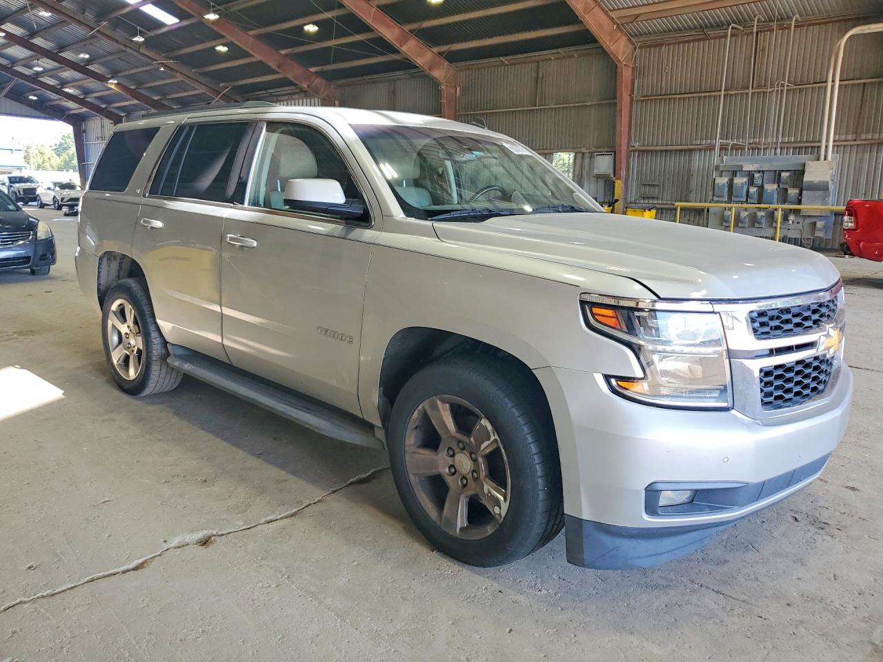 2015 Chevrolet Tahoe C1500 Lt Silver vin: 1GNSCBKC6FR146613