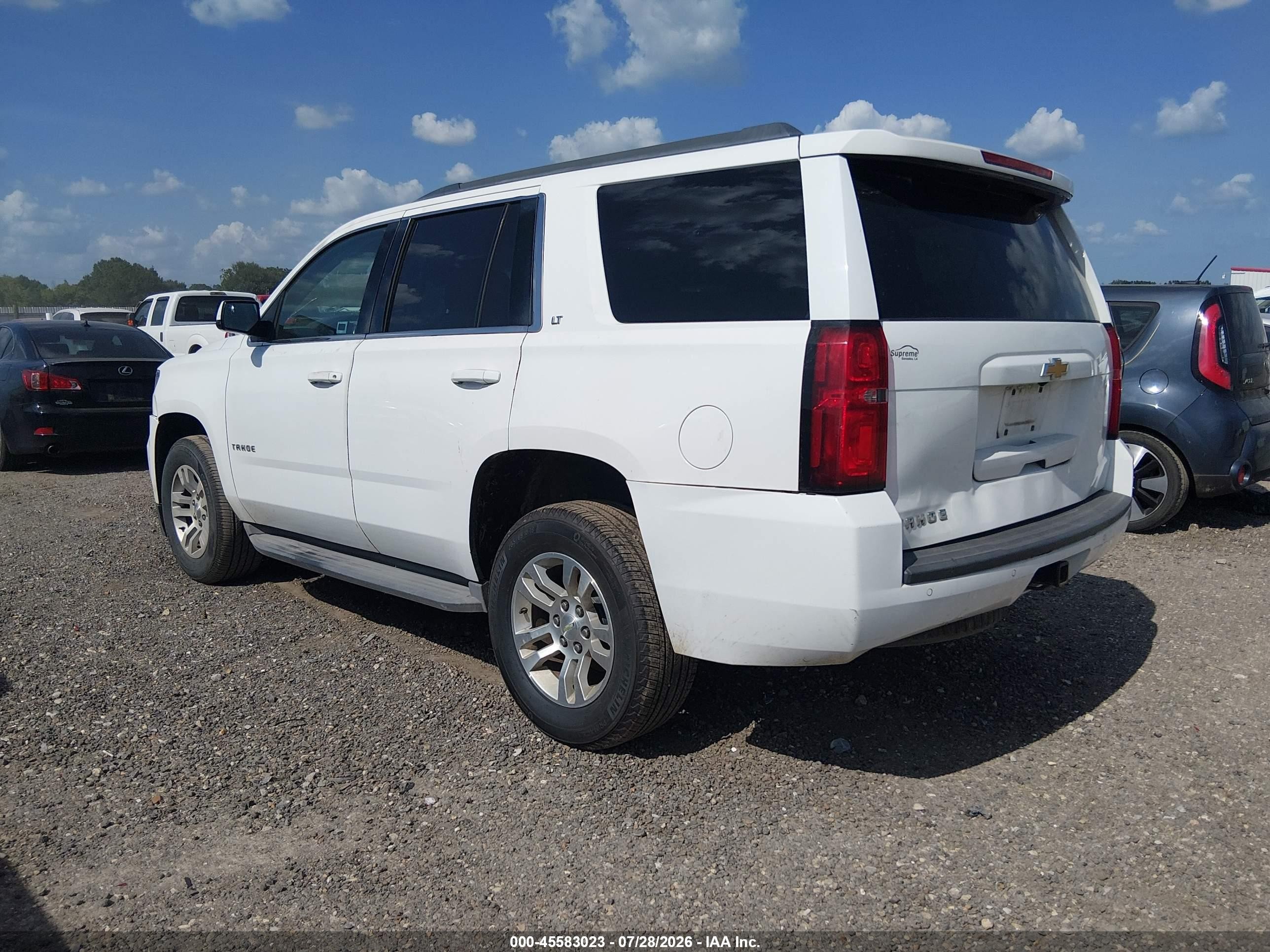 2015 Chevrolet Tahoe Lt White vin: 1GNSCBKC6FR149348