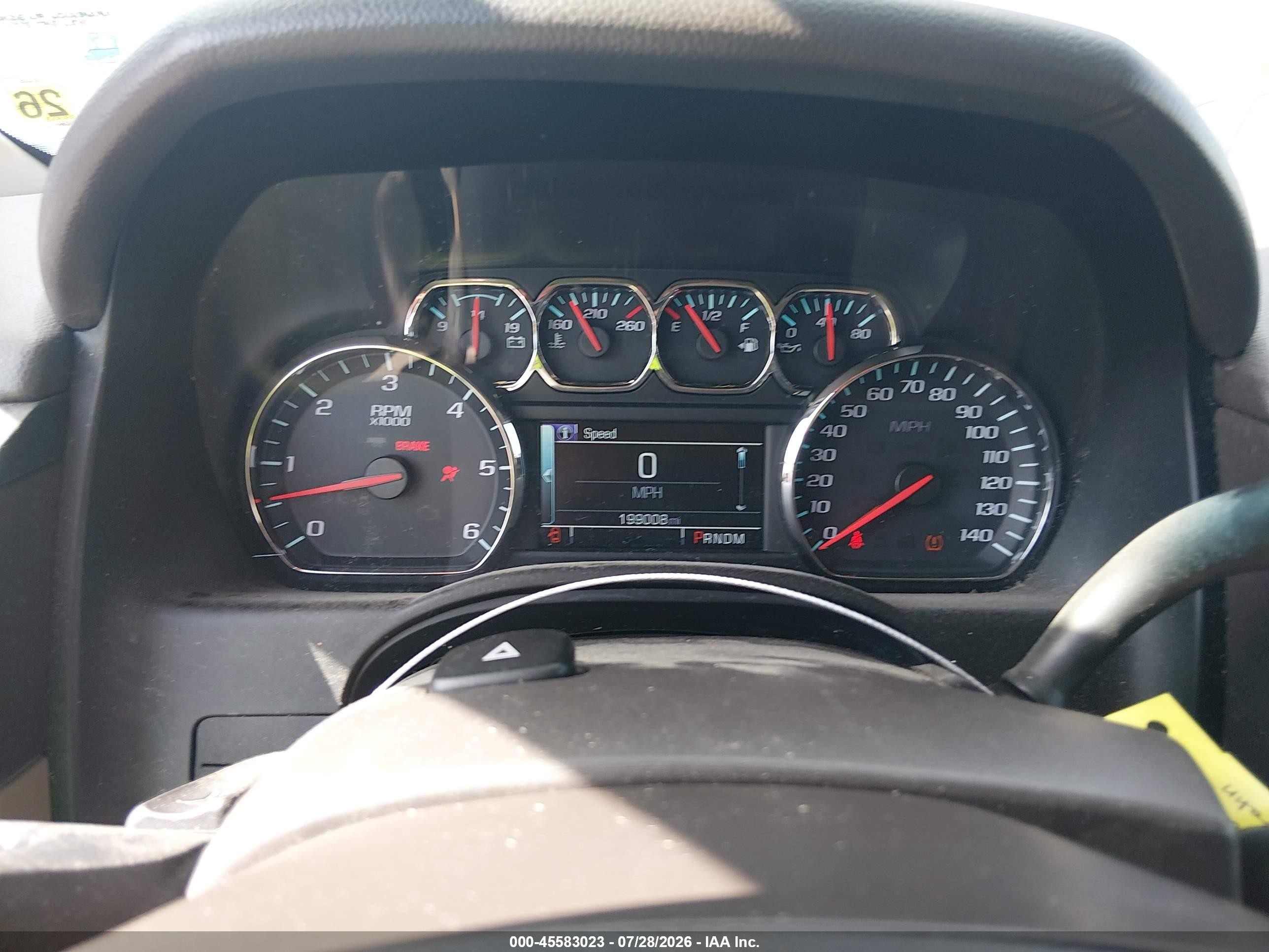 2015 Chevrolet Tahoe Lt White vin: 1GNSCBKC6FR149348