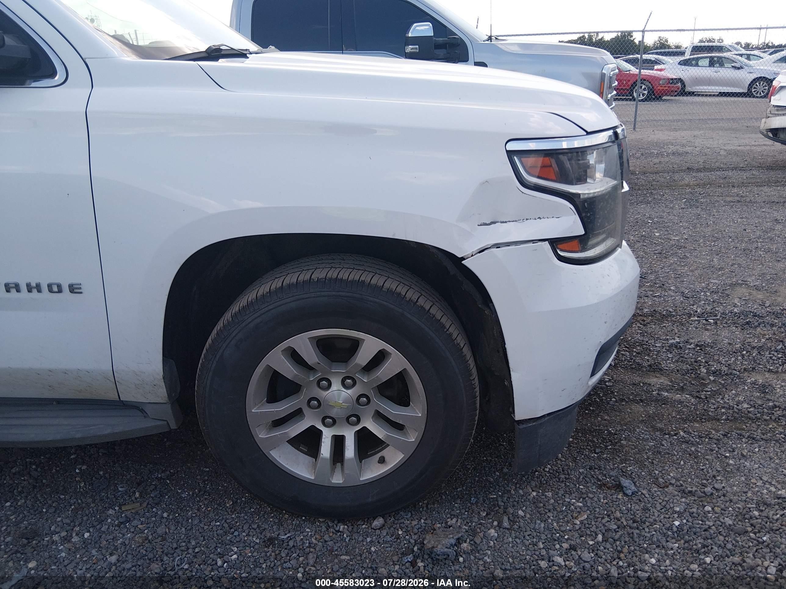 2015 Chevrolet Tahoe Lt White vin: 1GNSCBKC6FR149348