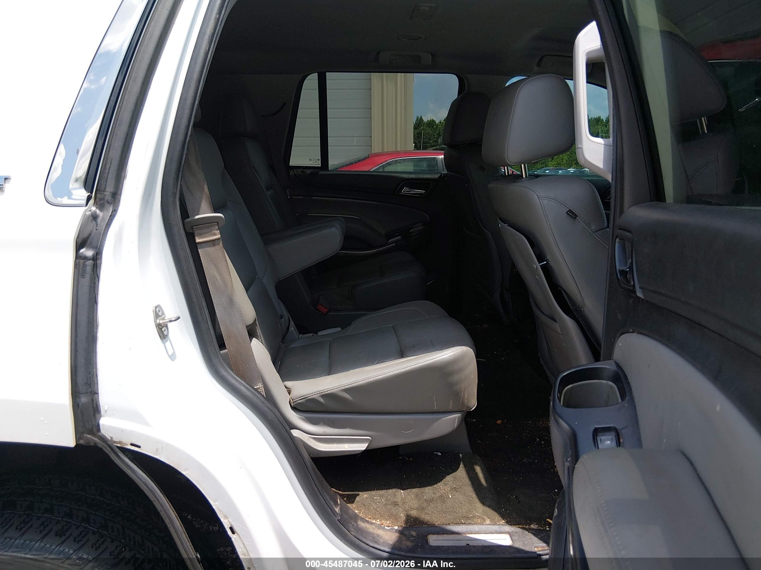 2015 Chevrolet Tahoe Lt White vin: 1GNSCBKC6FR162908