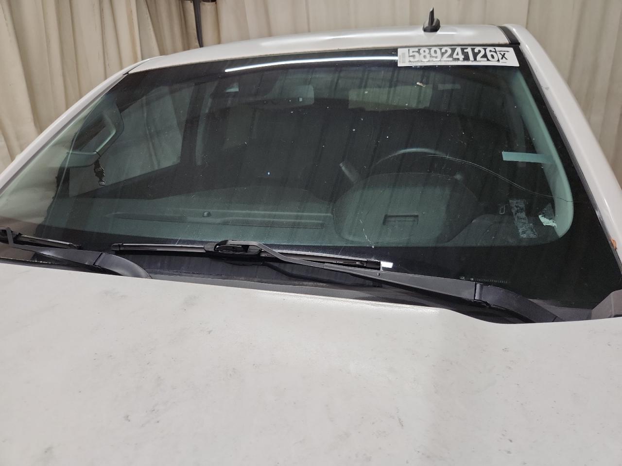 2015 Chevrolet Tahoe C1500 Lt White vin: 1GNSCBKC6FR254858 Damage: Windshield, Broken, Replacement Required