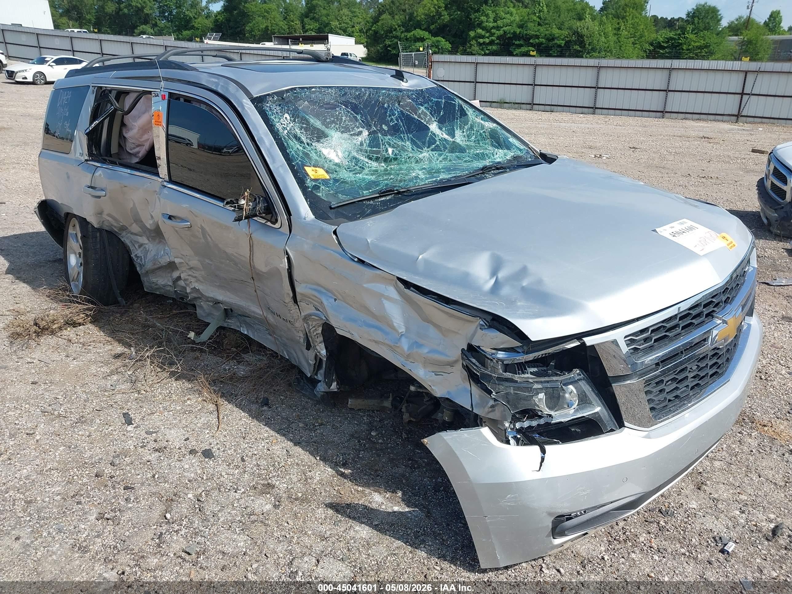 2015 Chevrolet Tahoe Lt Серебряный vin: 1GNSCBKC7FR166479