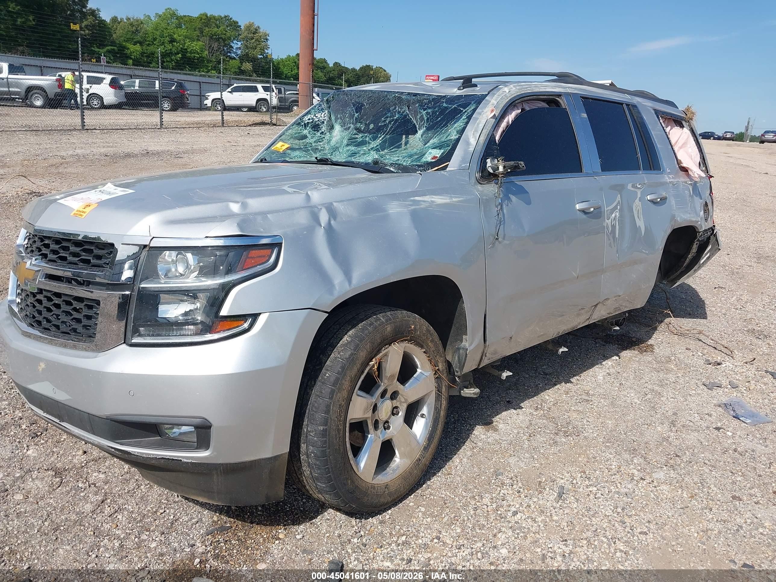 2015 Chevrolet Tahoe Lt Silver vin: 1GNSCBKC7FR166479