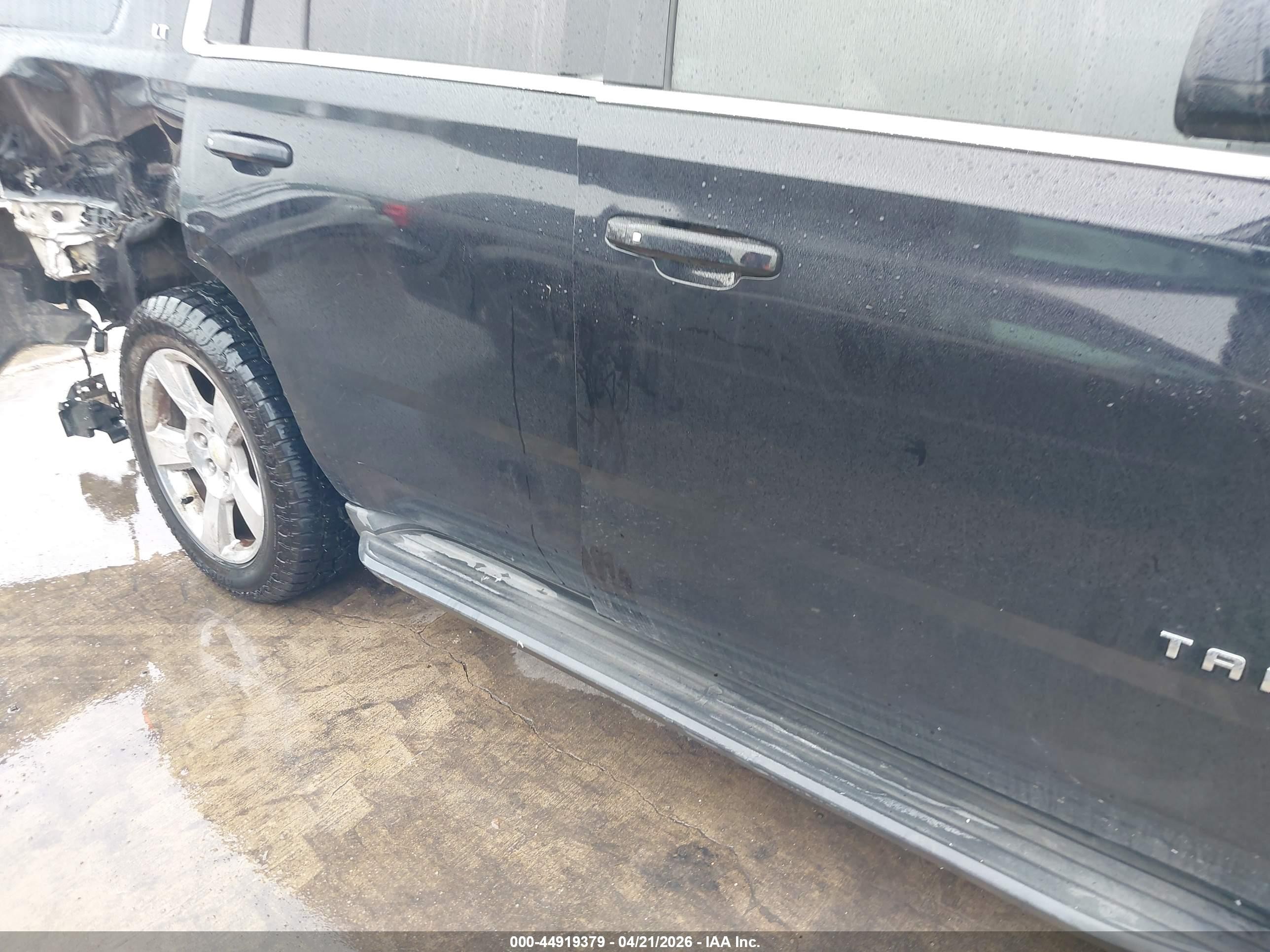 2015 Chevrolet Tahoe Lt Черный vin: 1GNSCBKC7FR297475