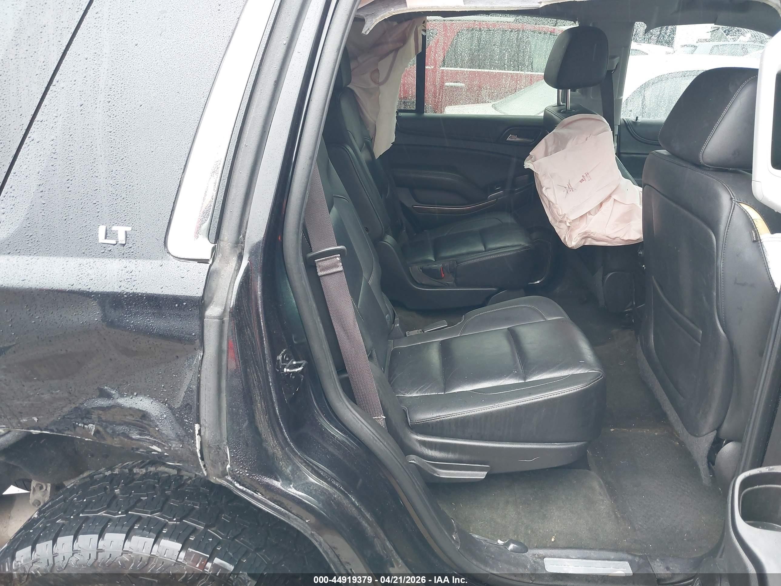 2015 Chevrolet Tahoe Lt Черный vin: 1GNSCBKC7FR297475