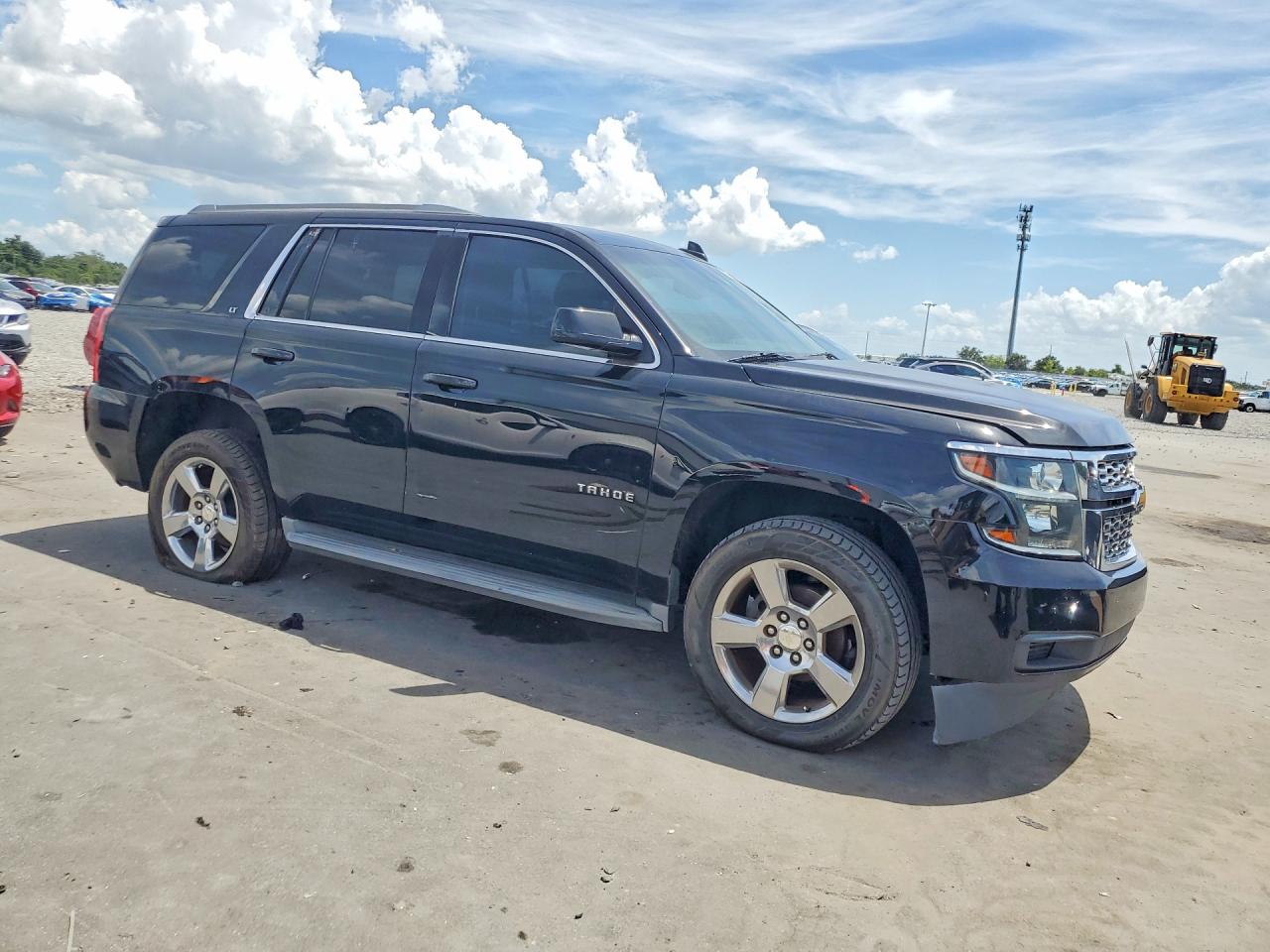 2015 Chevrolet Tahoe C1500 Lt Черный vin: 1GNSCBKC7FR594715