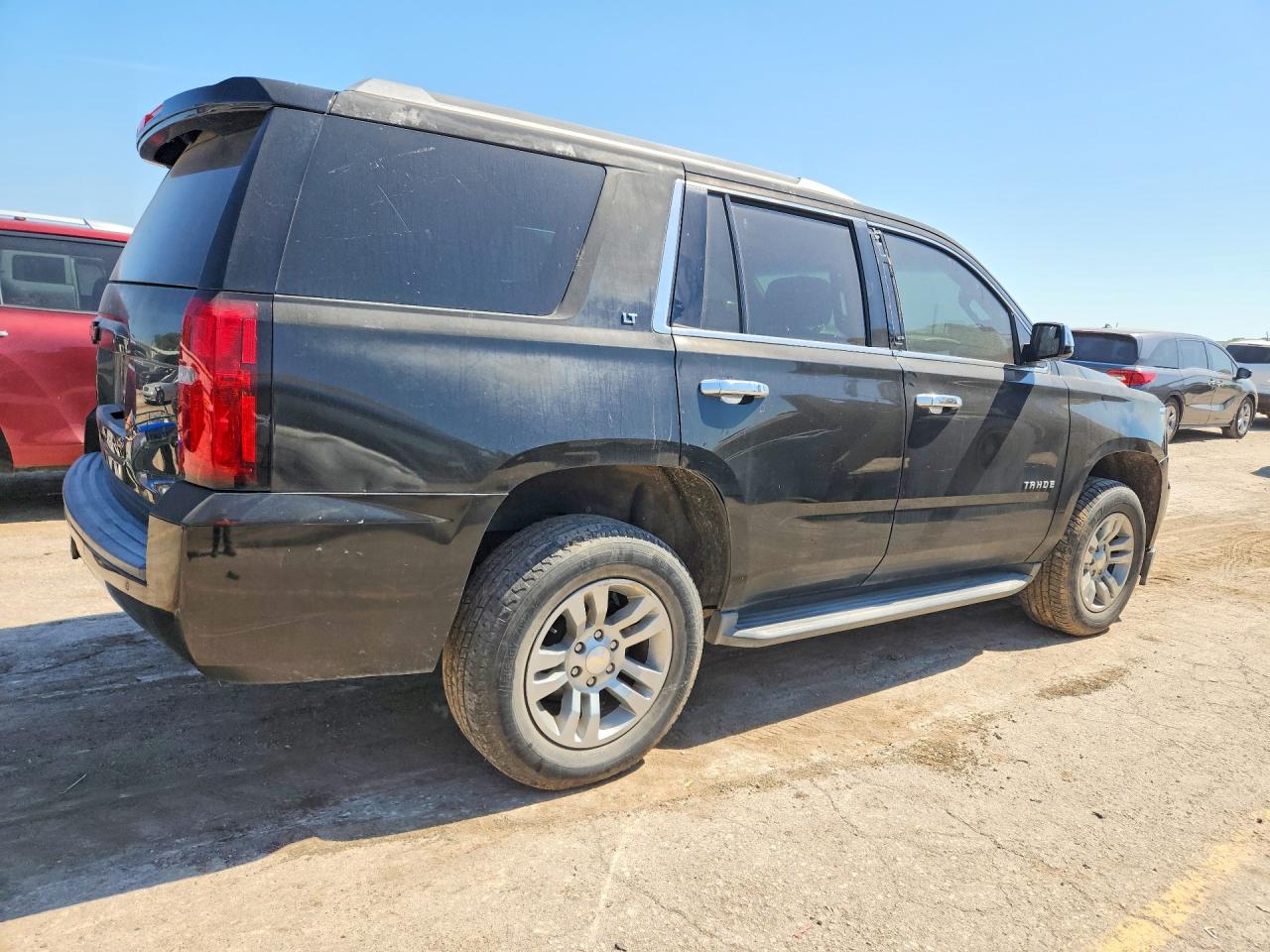 2015 Chevrolet Tahoe C1500 Lt Черный vin: 1GNSCBKC7FR699139