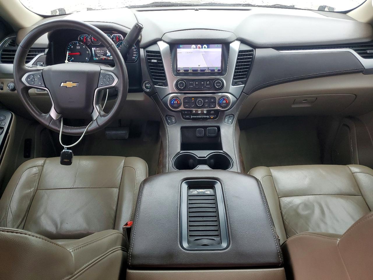 2015 Chevrolet Tahoe C1500 Lt White vin: 1GNSCBKC7FR713492