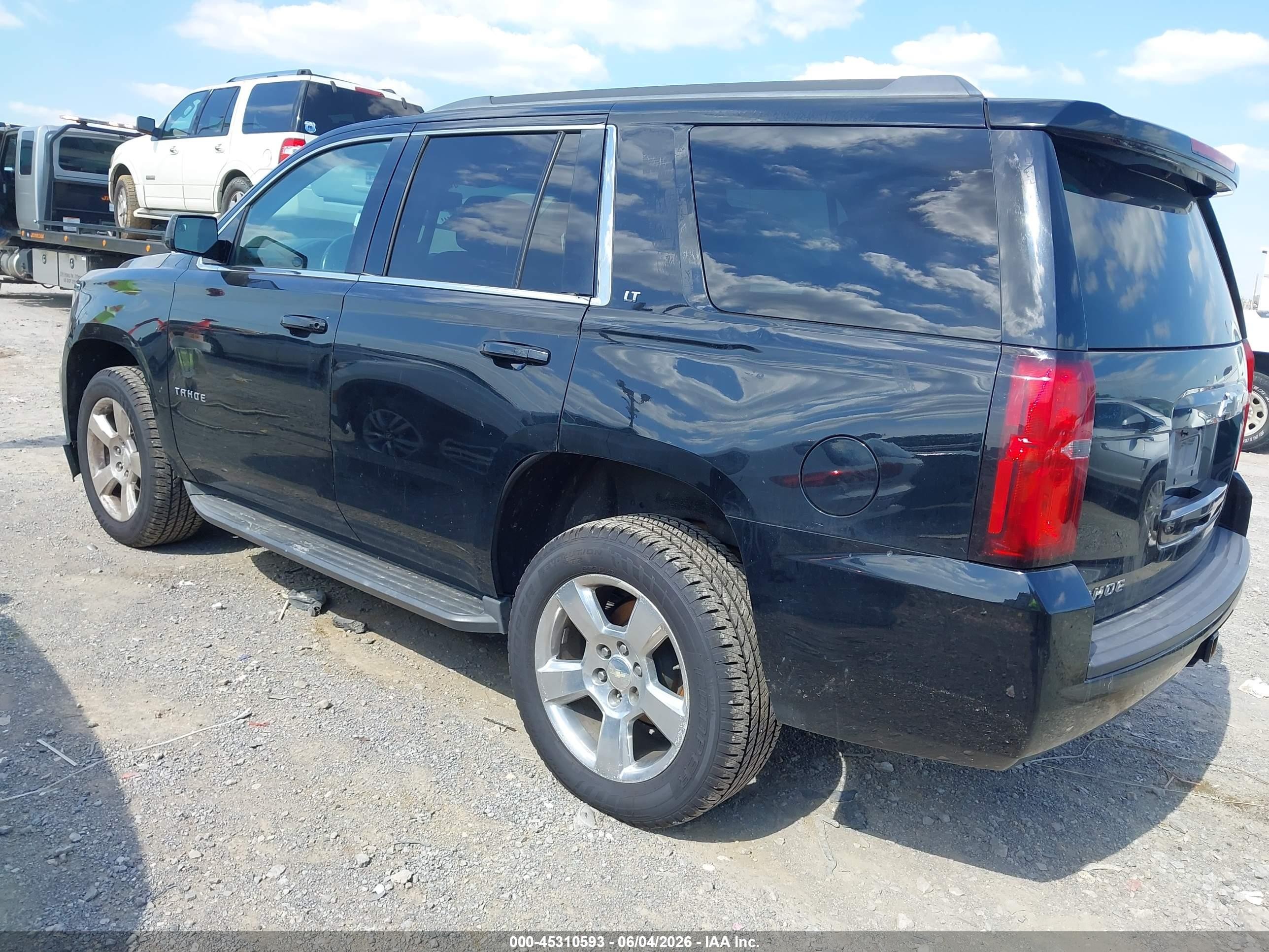 2016 Chevrolet Tahoe Lt Черный vin: 1GNSCBKC7GR373486