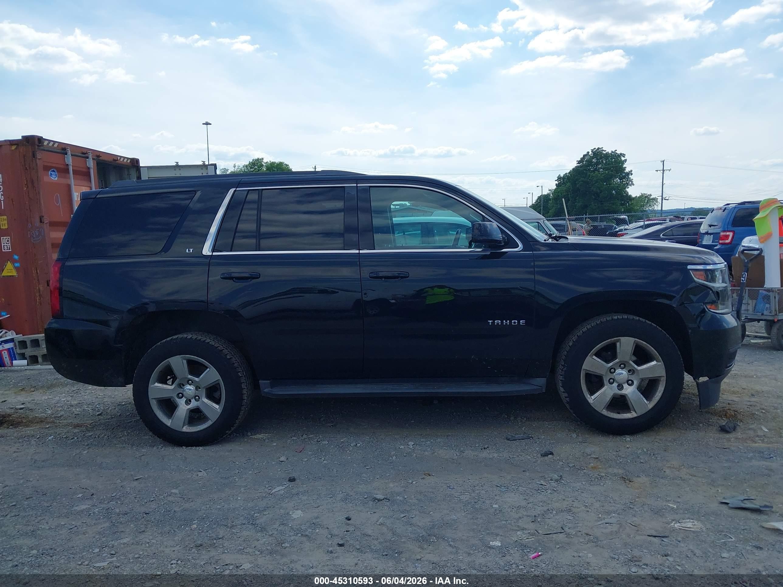 2016 Chevrolet Tahoe Lt Черный vin: 1GNSCBKC7GR373486