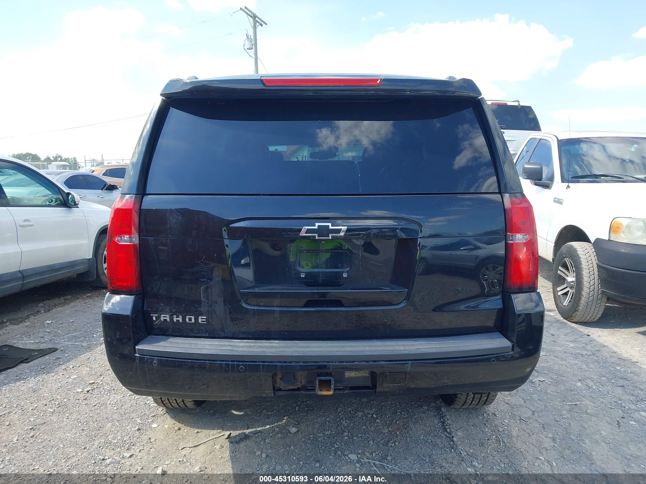 2016 Chevrolet Tahoe Lt Черный vin: 1GNSCBKC7GR373486