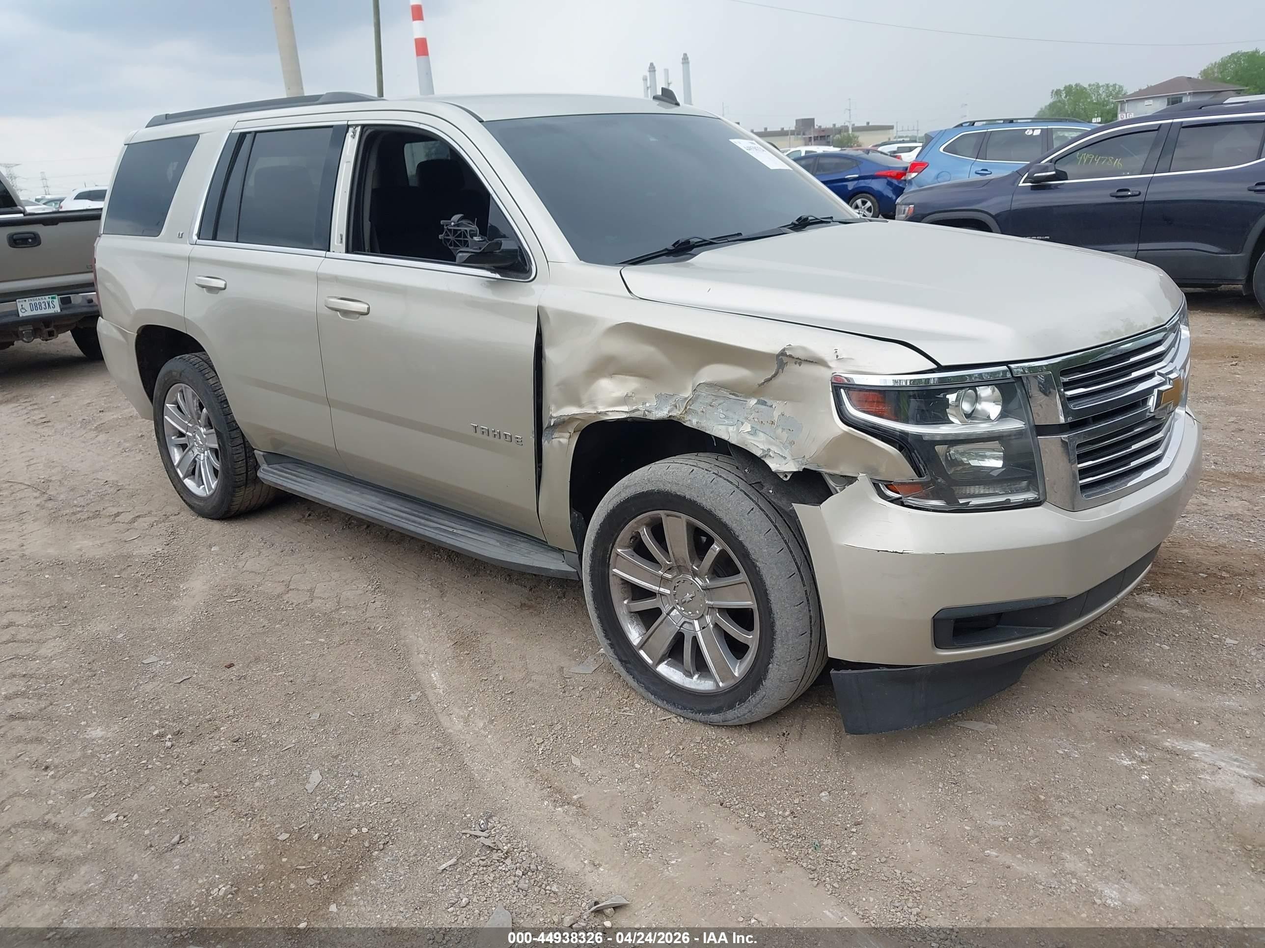 2015 Chevrolet Tahoe Lt Gold vin: 1GNSCBKC8FR169889