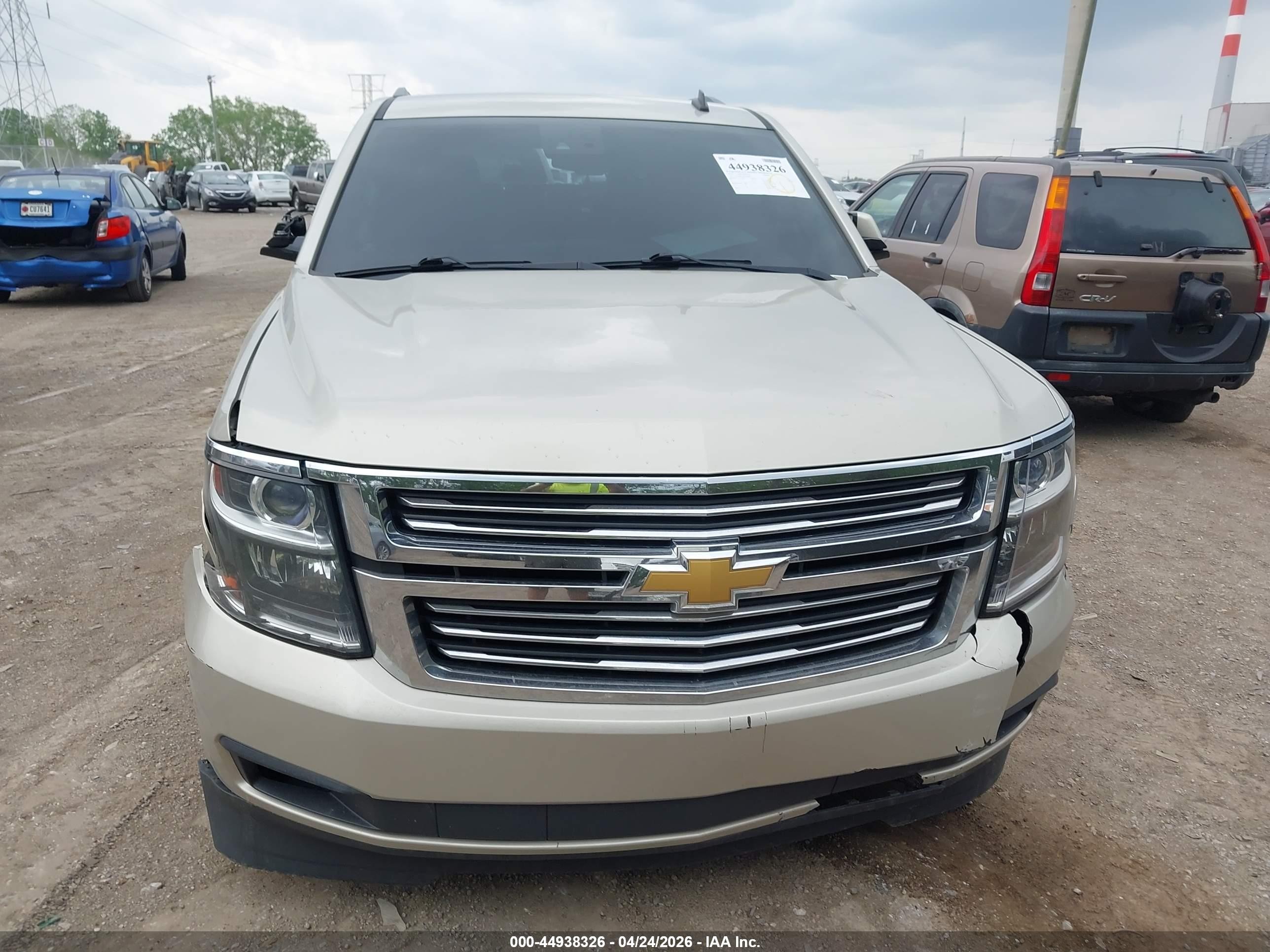 2015 Chevrolet Tahoe Lt Gold vin: 1GNSCBKC8FR169889