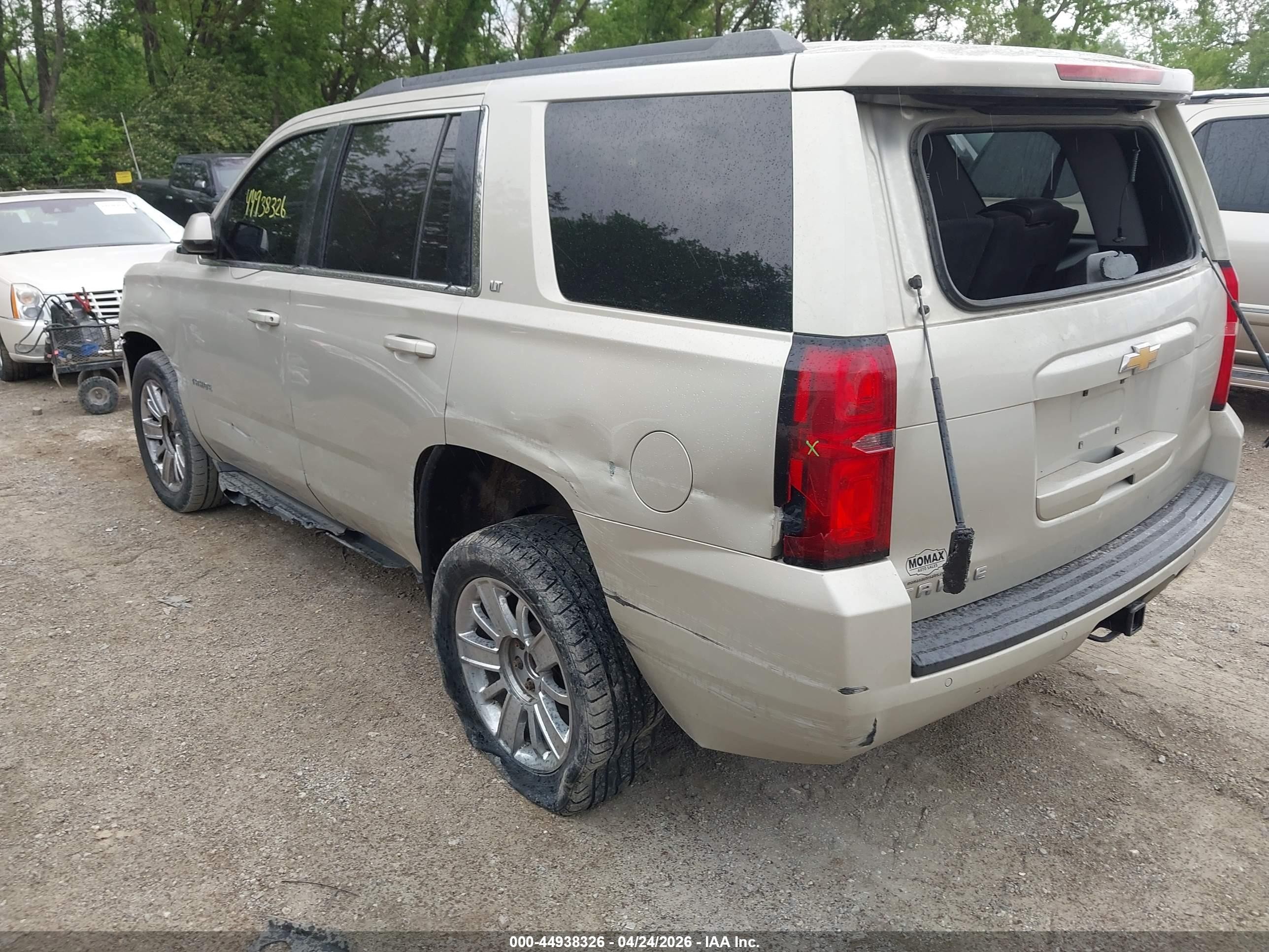 2015 Chevrolet Tahoe Lt Gold vin: 1GNSCBKC8FR169889