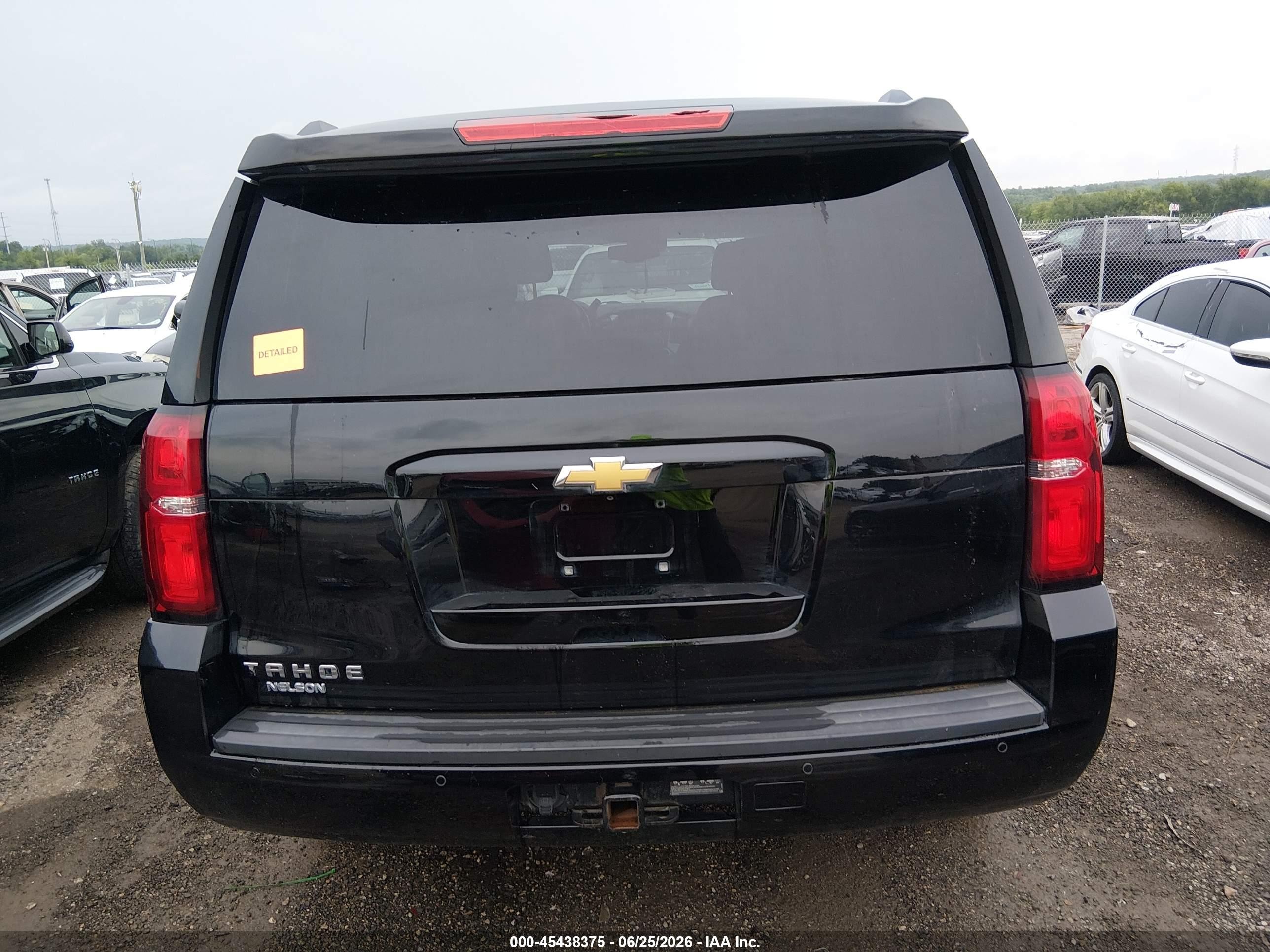 2015 Chevrolet Tahoe Lt Черный vin: 1GNSCBKC8FR731211