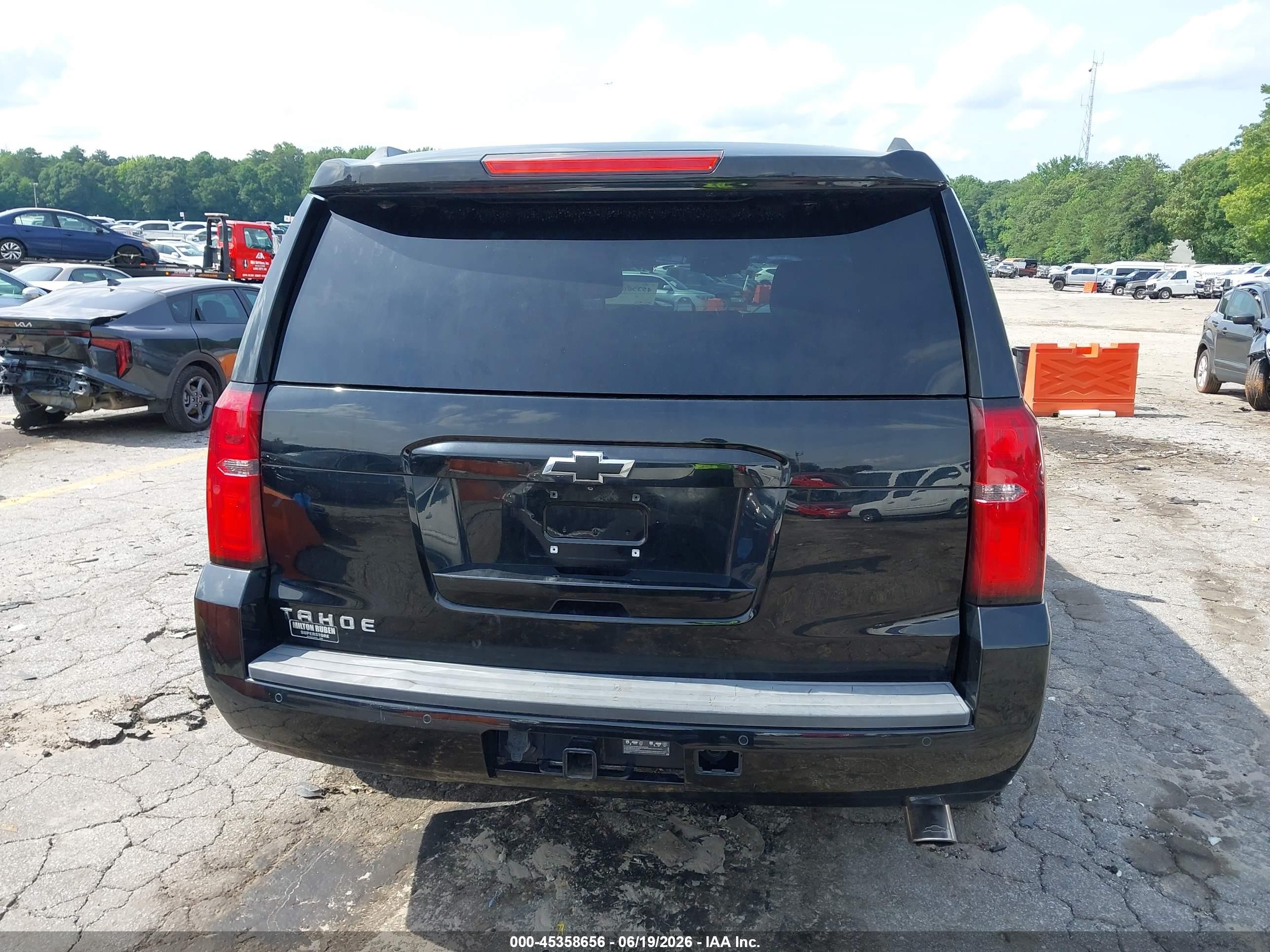 2015 Chevrolet Tahoe Lt Black vin: 1GNSCBKC9FR171862