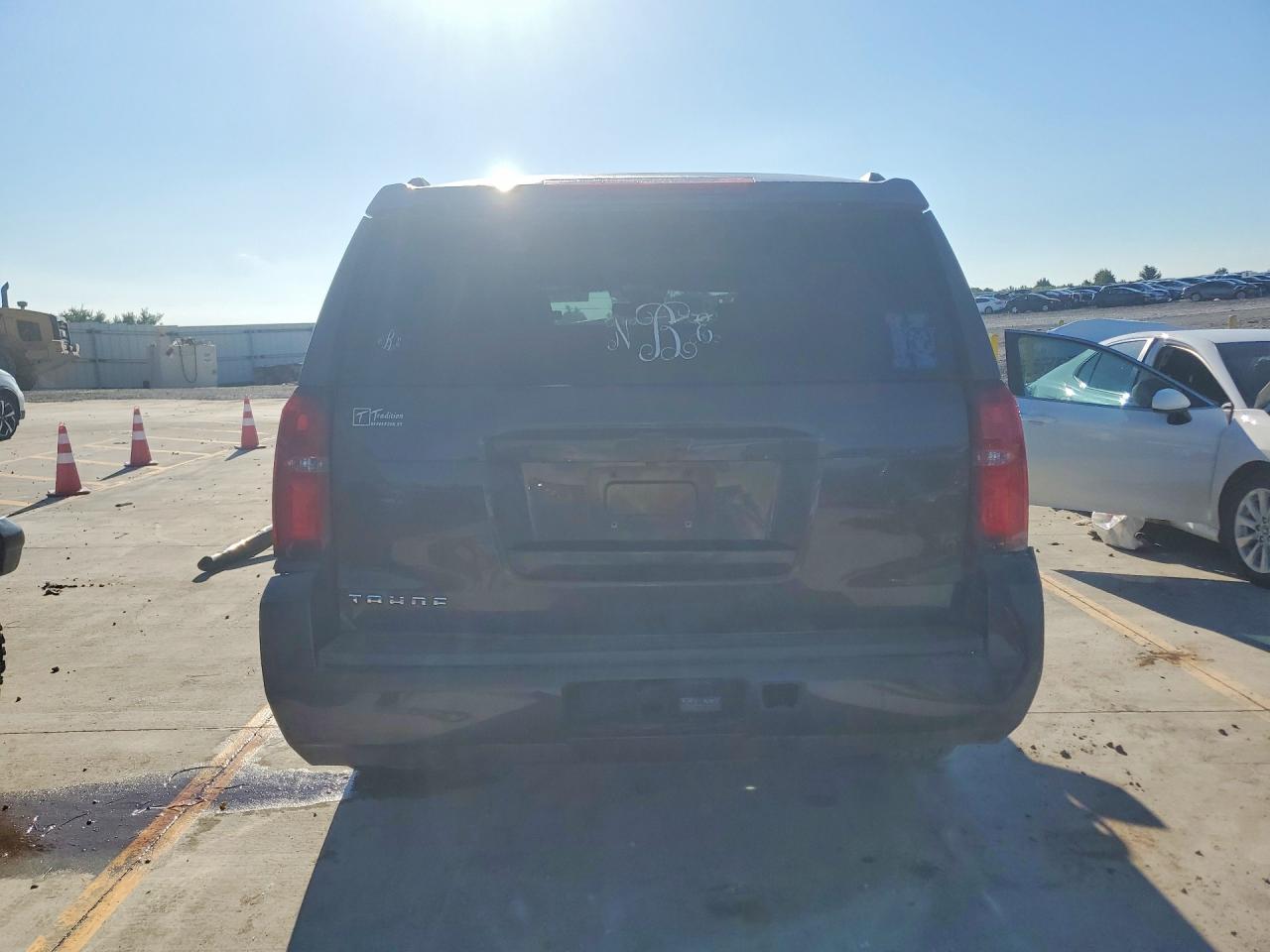 2015 Chevrolet Tahoe C1500 Lt Черный vin: 1GNSCBKC9FR253123