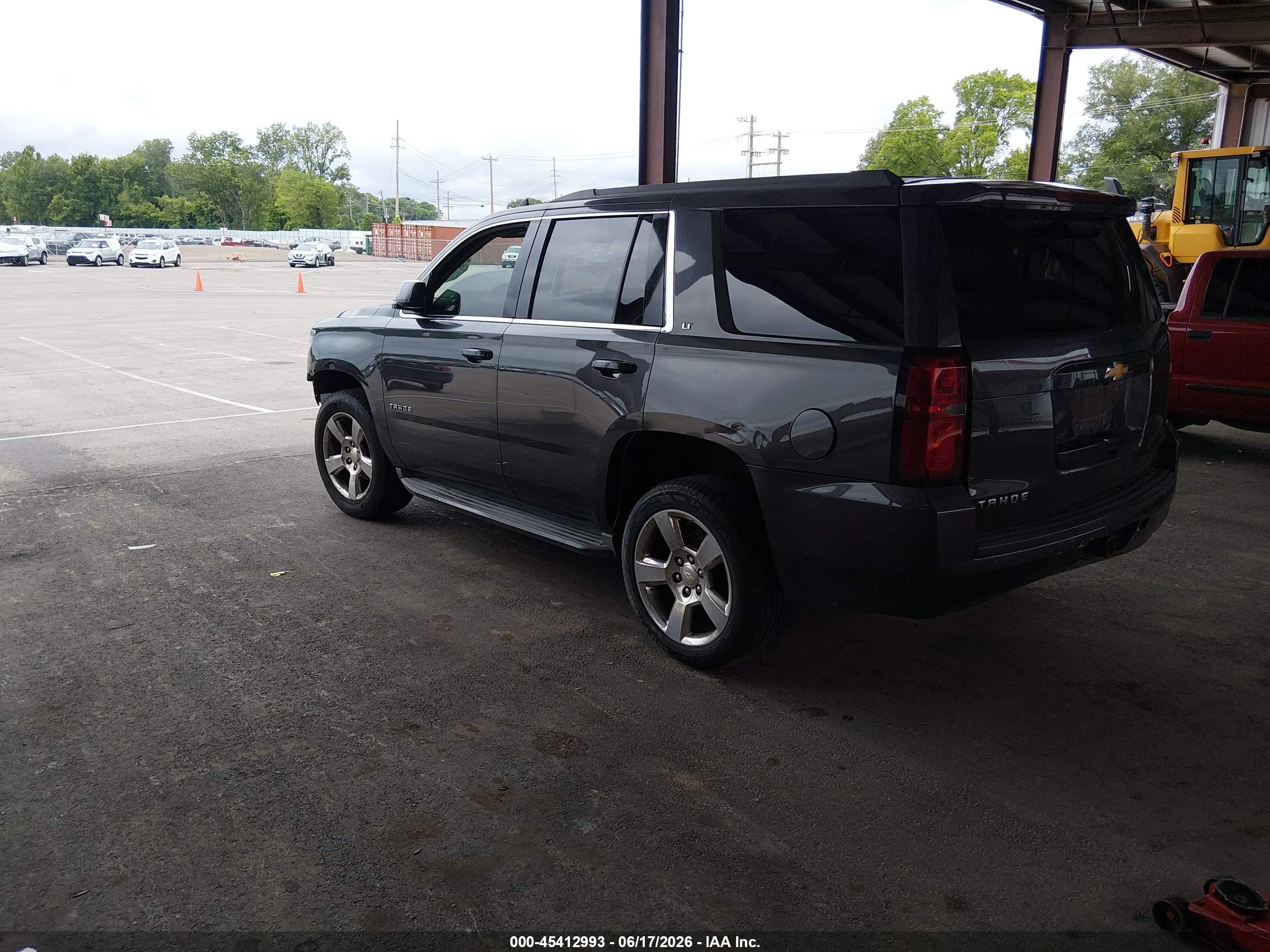2015 Chevrolet Tahoe Lt Gray vin: 1GNSCBKC9FR549081