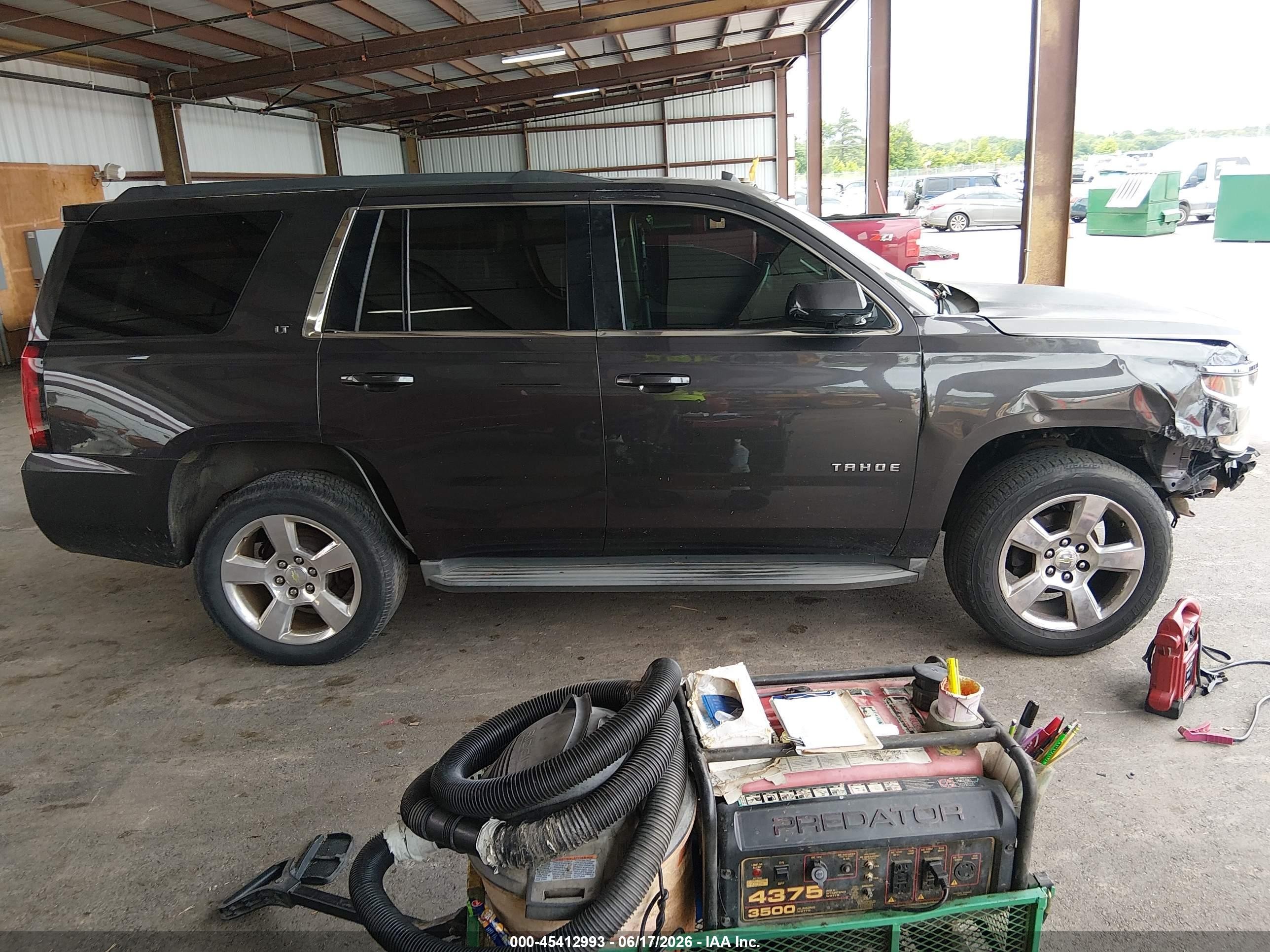 2015 Chevrolet Tahoe Lt Gray vin: 1GNSCBKC9FR549081