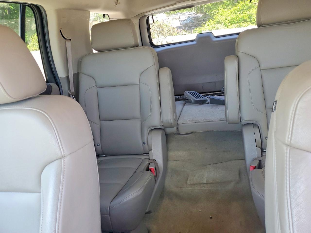 2015 Chevrolet Tahoe C1500 Lt Черный vin: 1GNSCBKC9FR580847