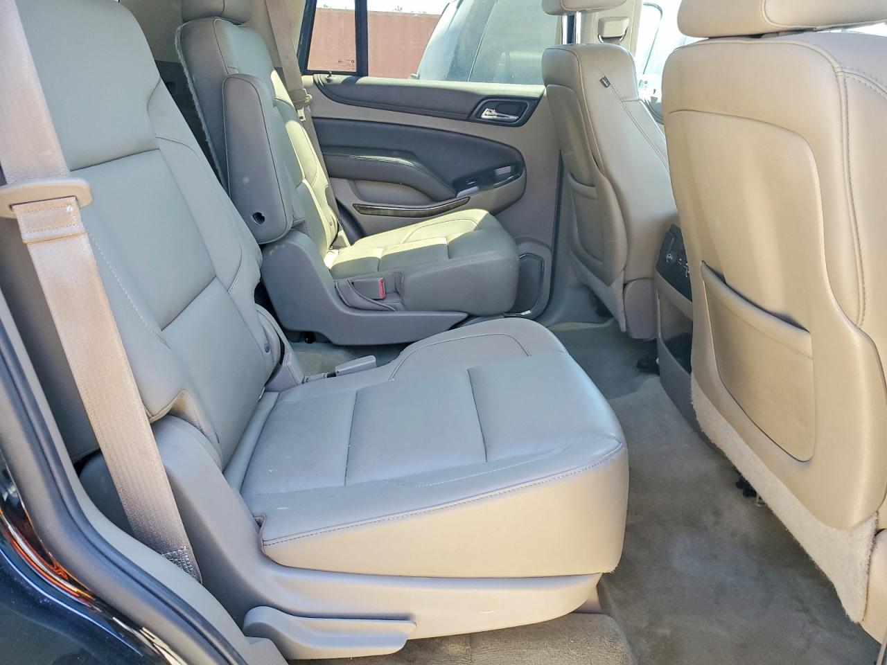 2015 Chevrolet Tahoe C1500 Lt Черный vin: 1GNSCBKC9FR580847