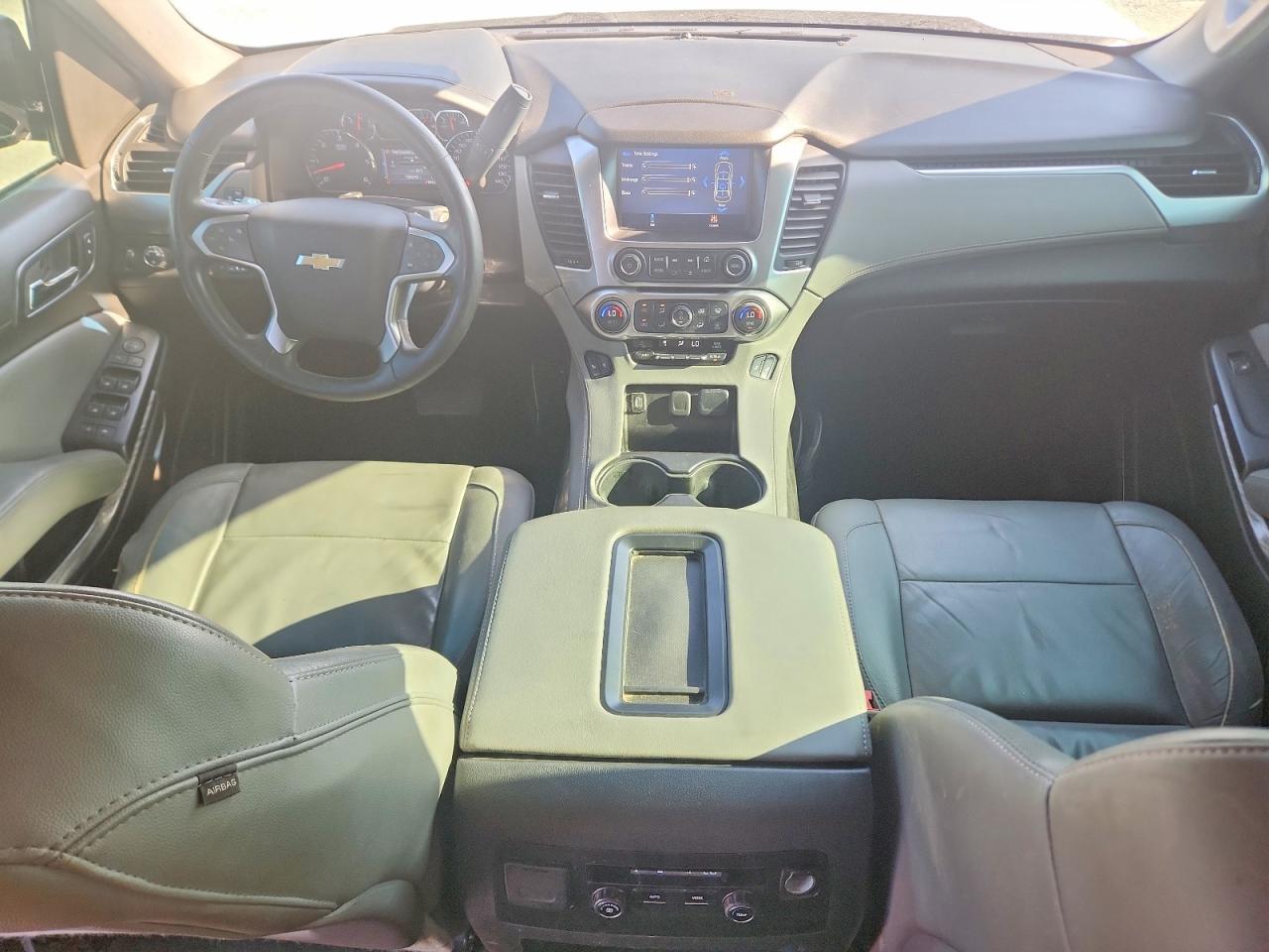 2015 Chevrolet Tahoe C1500 Lt White vin: 1GNSCBKCXFR284560