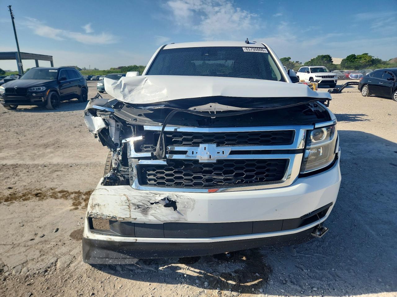 2015 Chevrolet Tahoe C1500 Lt White vin: 1GNSCBKCXFR284560