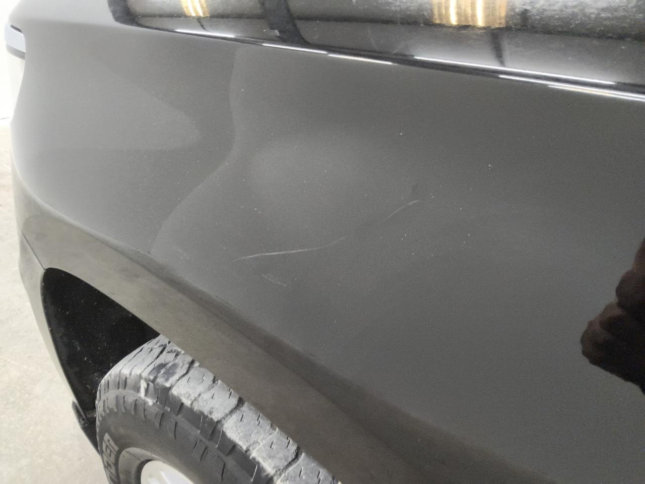 2015 Chevrolet Tahoe C1500 Lt Black vin: 1GNSCBKCXFR585958 Damage: Left Front Fender, Light Scratch, 2 To 3 Inches