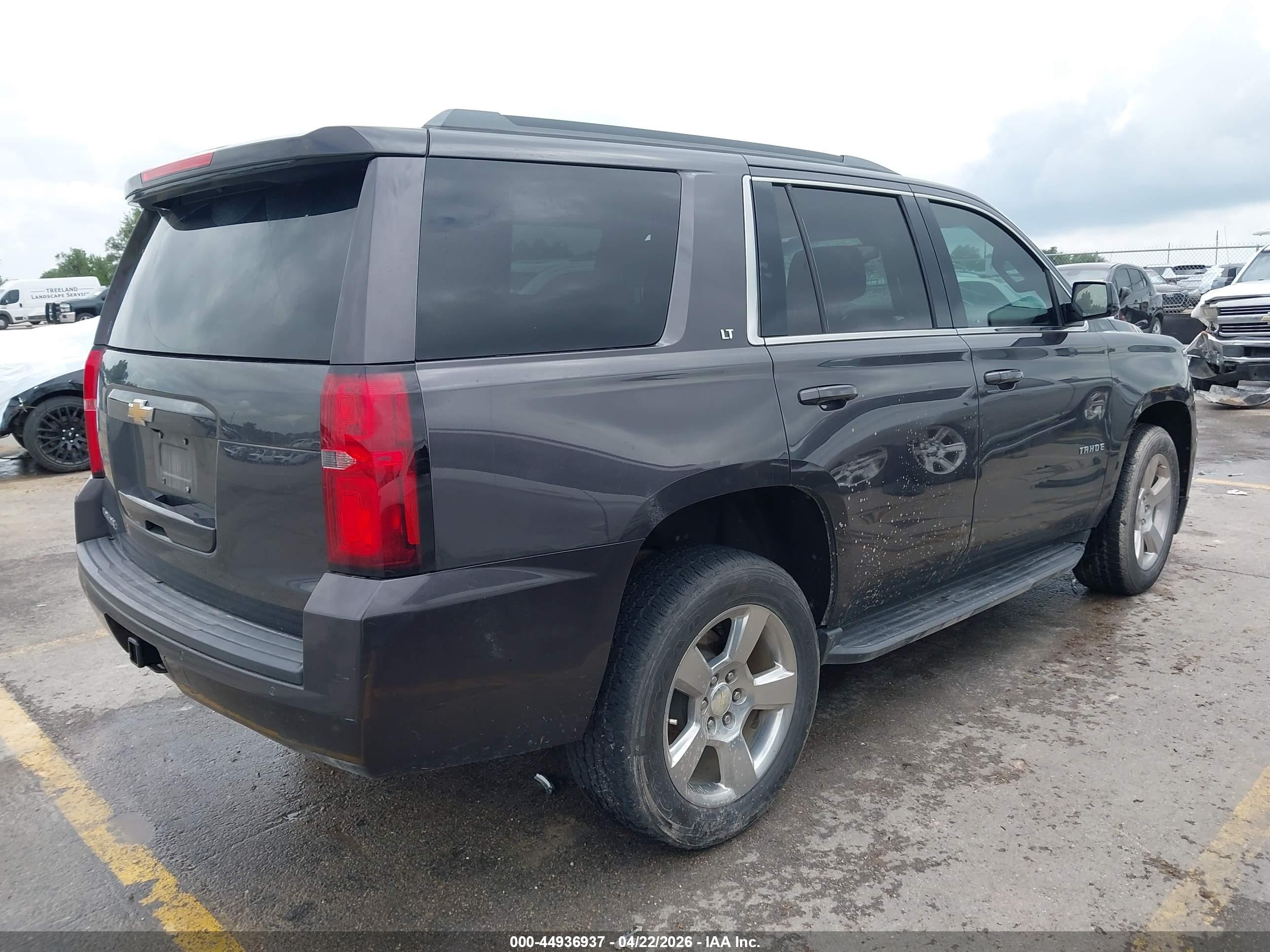 2017 Chevrolet Tahoe Lt Gray vin: 1GNSCBKCXHR394415