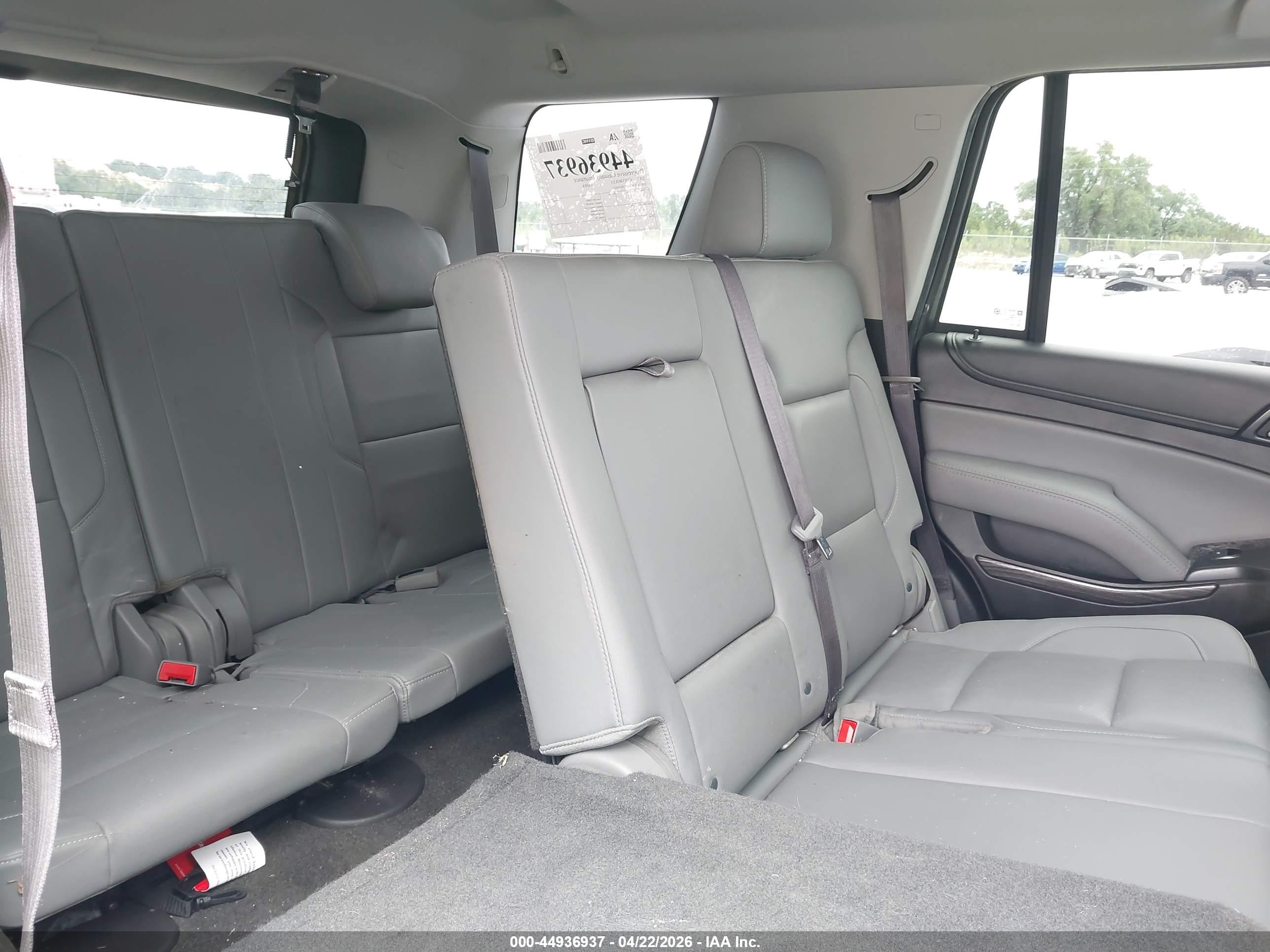 2017 Chevrolet Tahoe Lt Gray vin: 1GNSCBKCXHR394415