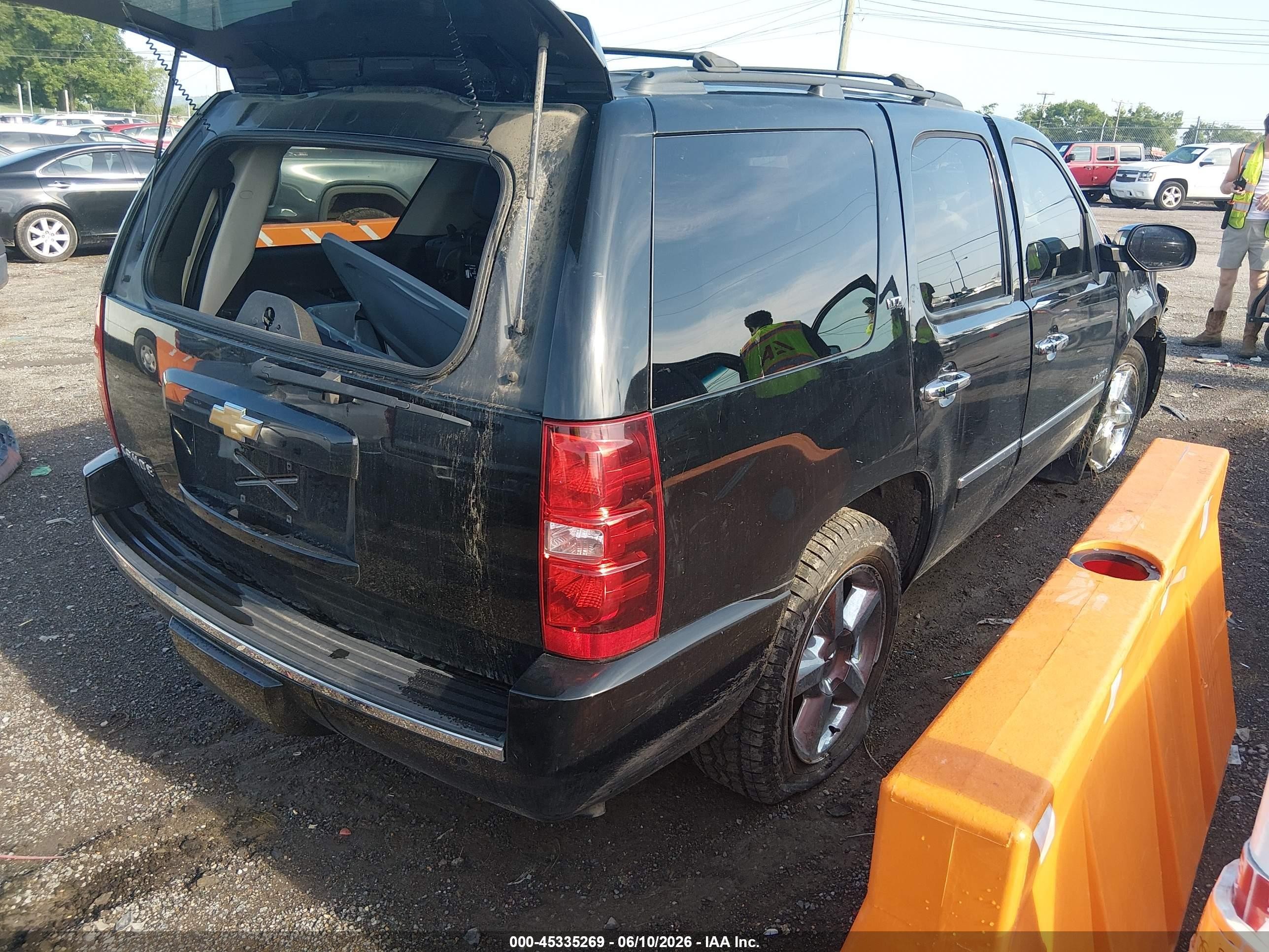 2013 Chevrolet Tahoe Ltz Black vin: 1GNSCCE00DR237722