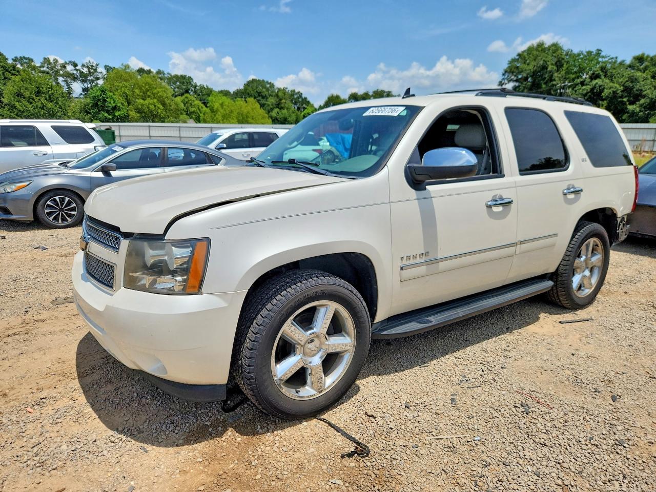 2011 Chevrolet Tahoe C1500 Ltz Белый vin: 1GNSCCE01BR196045