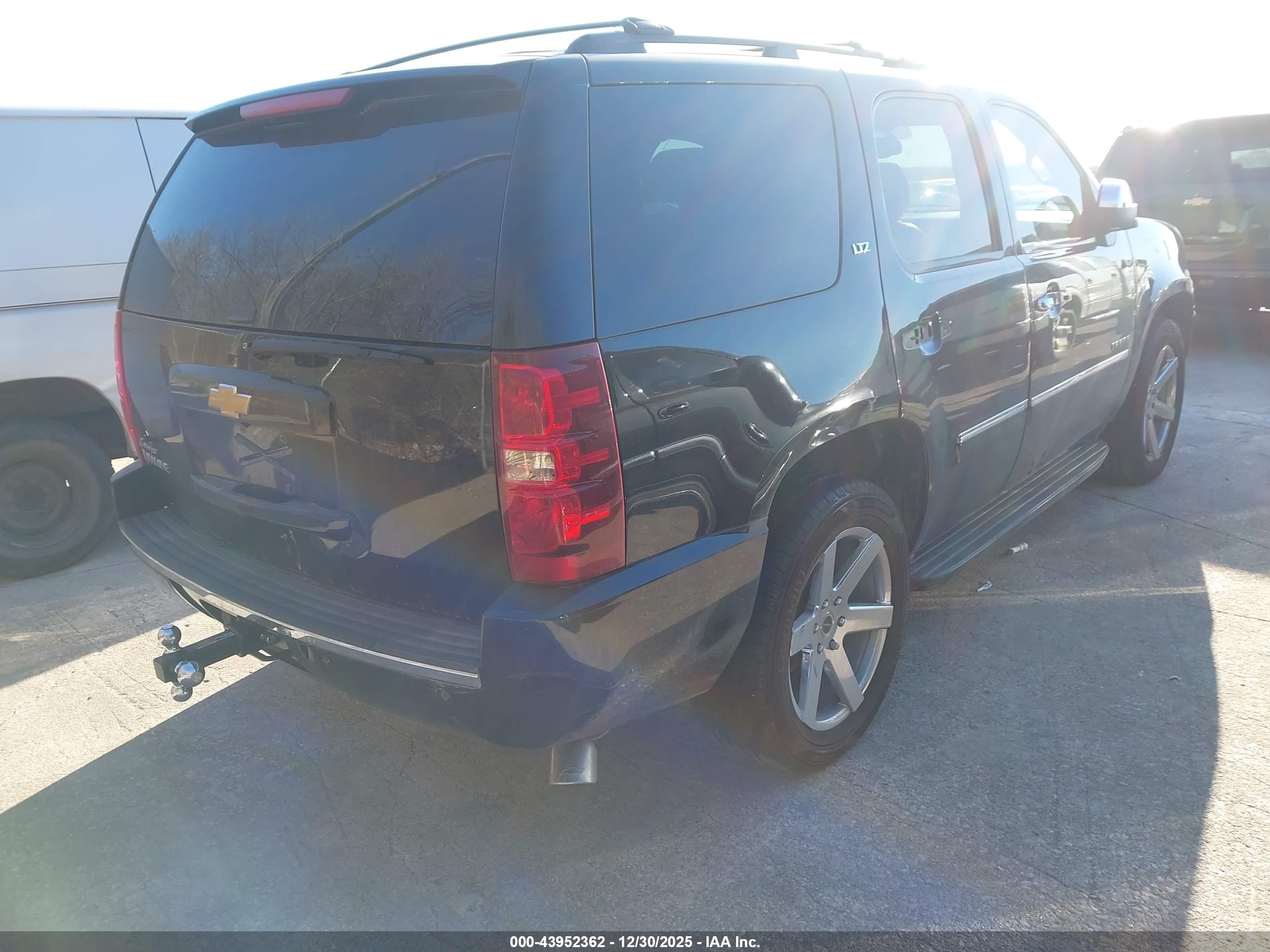 2013 Chevrolet Tahoe Ltz Black vin: 1GNSCCE01DR356847