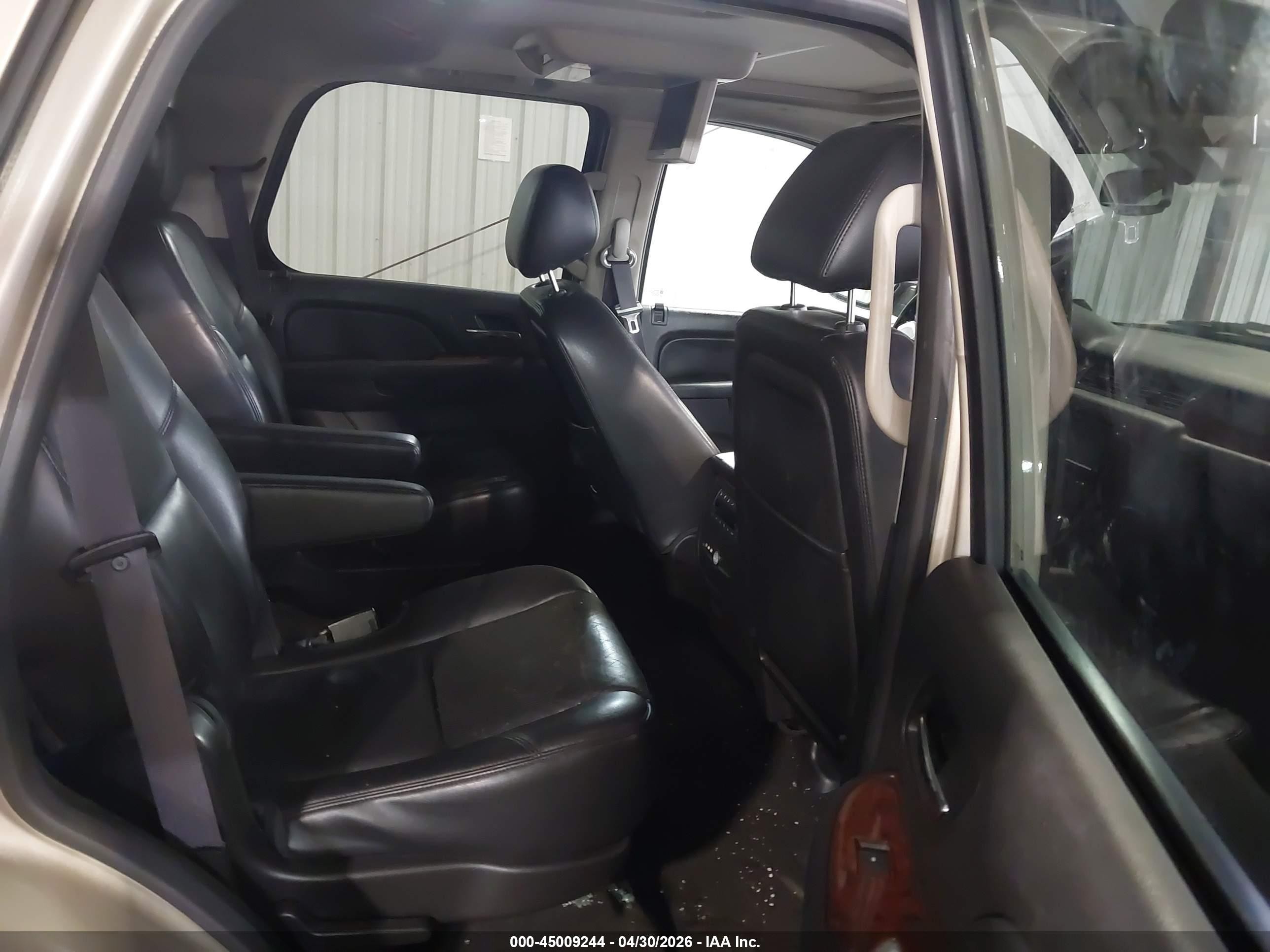 2013 Chevrolet Tahoe Ltz Желто-коричневый vin: 1GNSCCE01DR378752